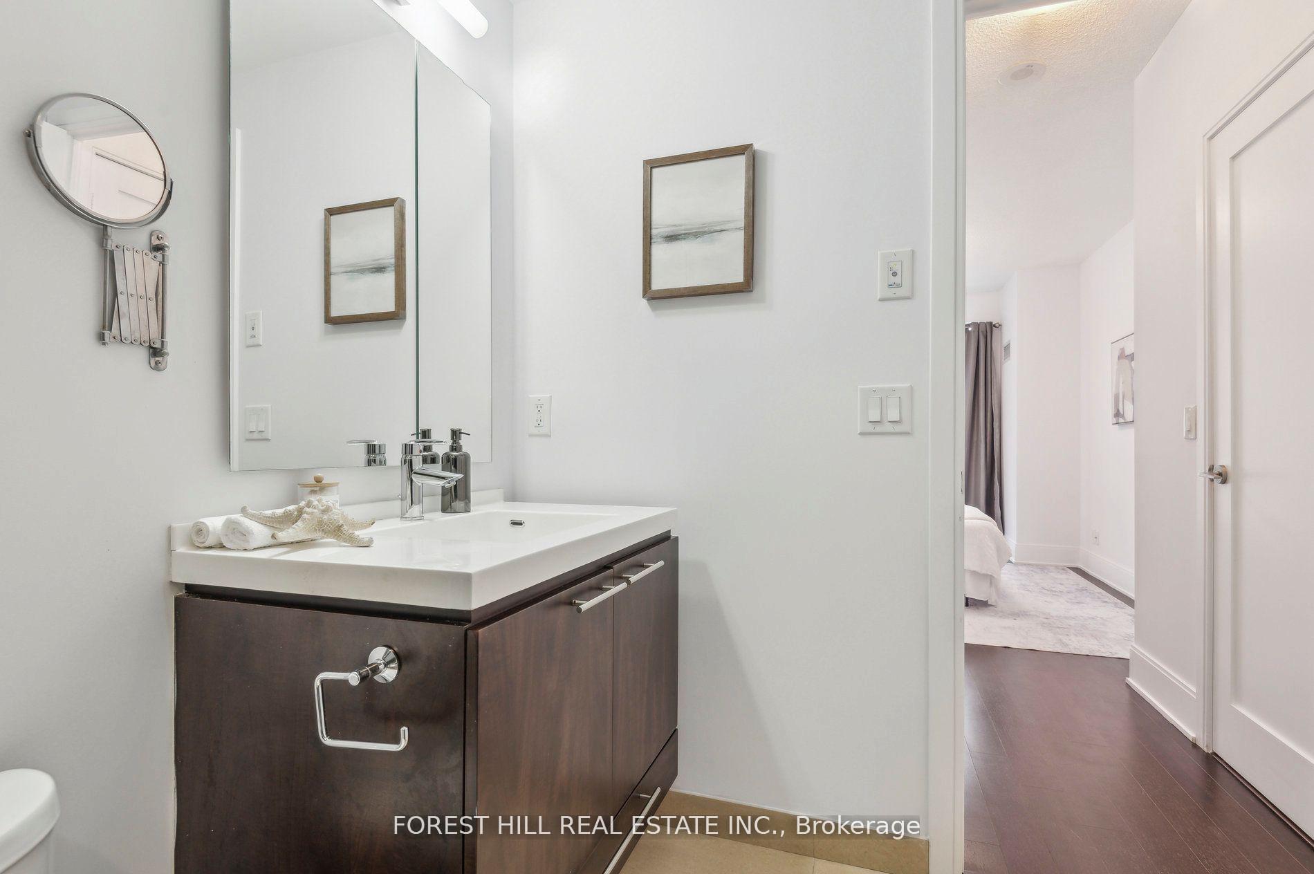 Photo 16 of Unit 713, 70 Roehampton Avenue, Toronto, Mount Pleasant West — HOMEH
