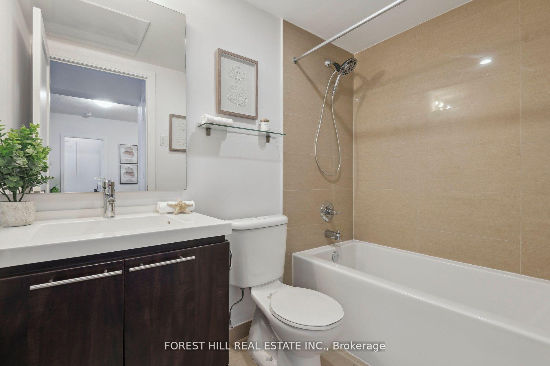 Photo 20 of Unit 713, 70 Roehampton Avenue, Toronto, Mount Pleasant West — HOMEH
