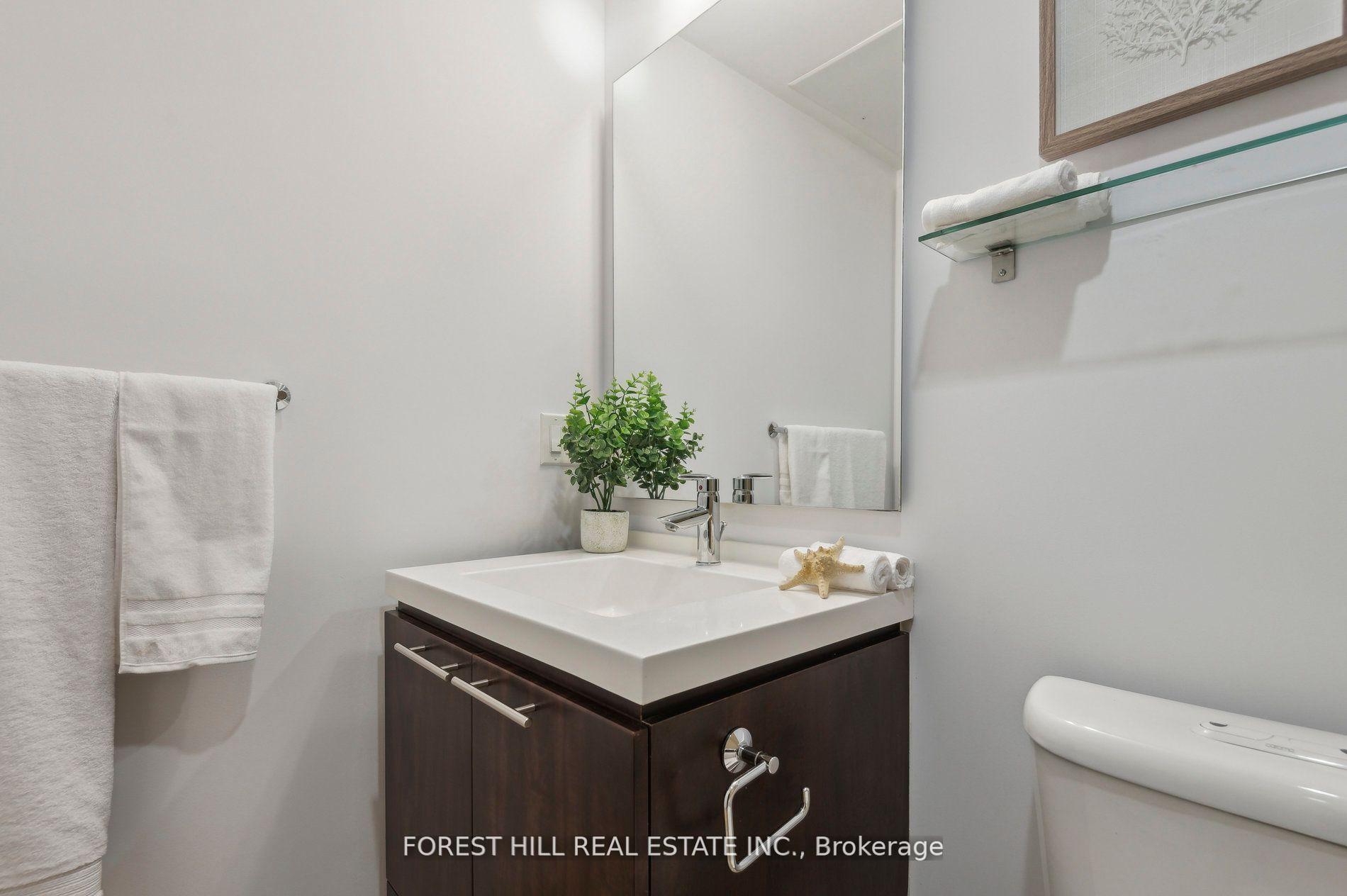 Photo 21 of Unit 713, 70 Roehampton Avenue, Toronto, Mount Pleasant West — HOMEH