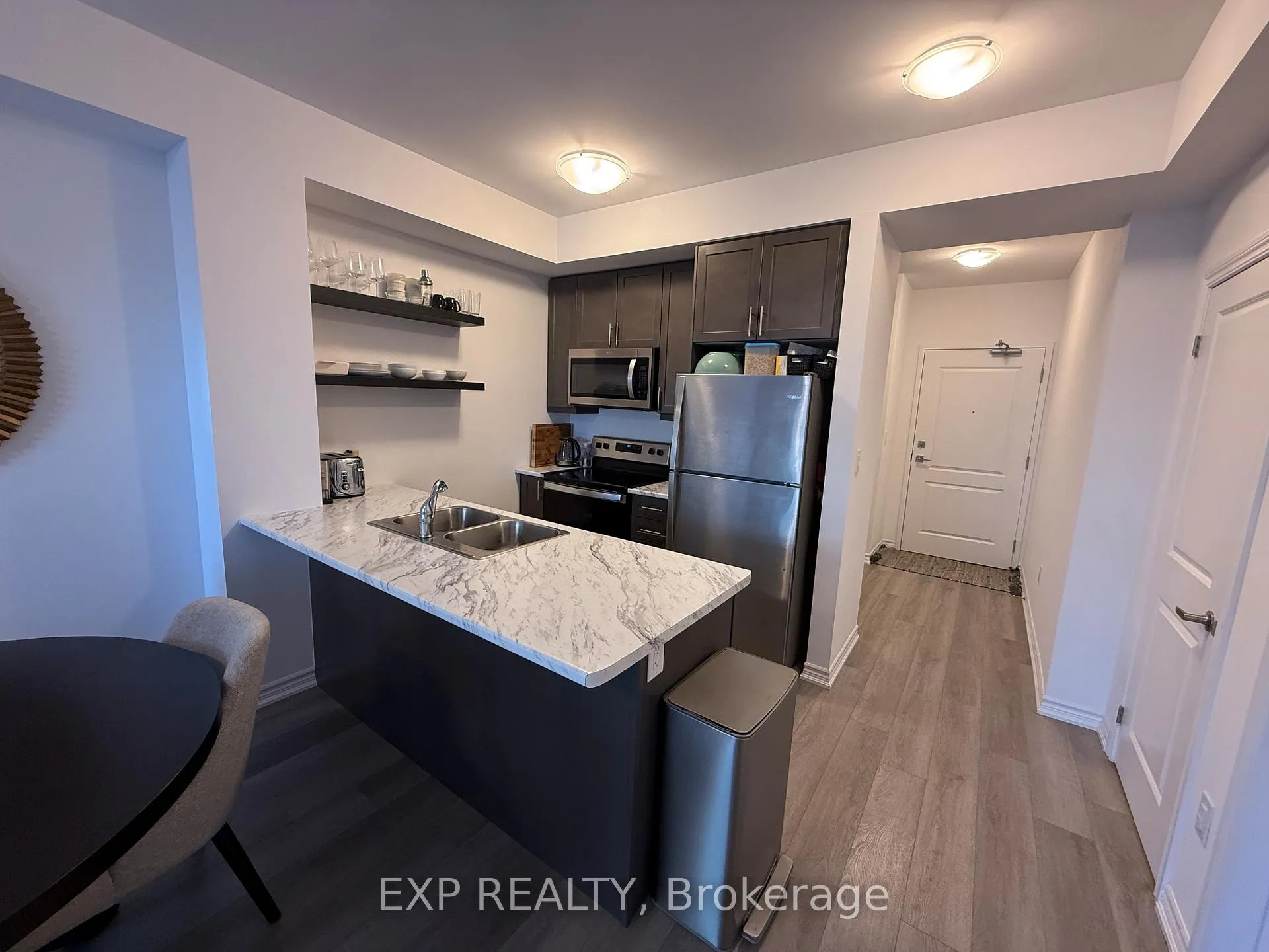 Photo 1 of Unit 606, 460 Dundas Street E, Hamilton, Waterdown — HOMEH
