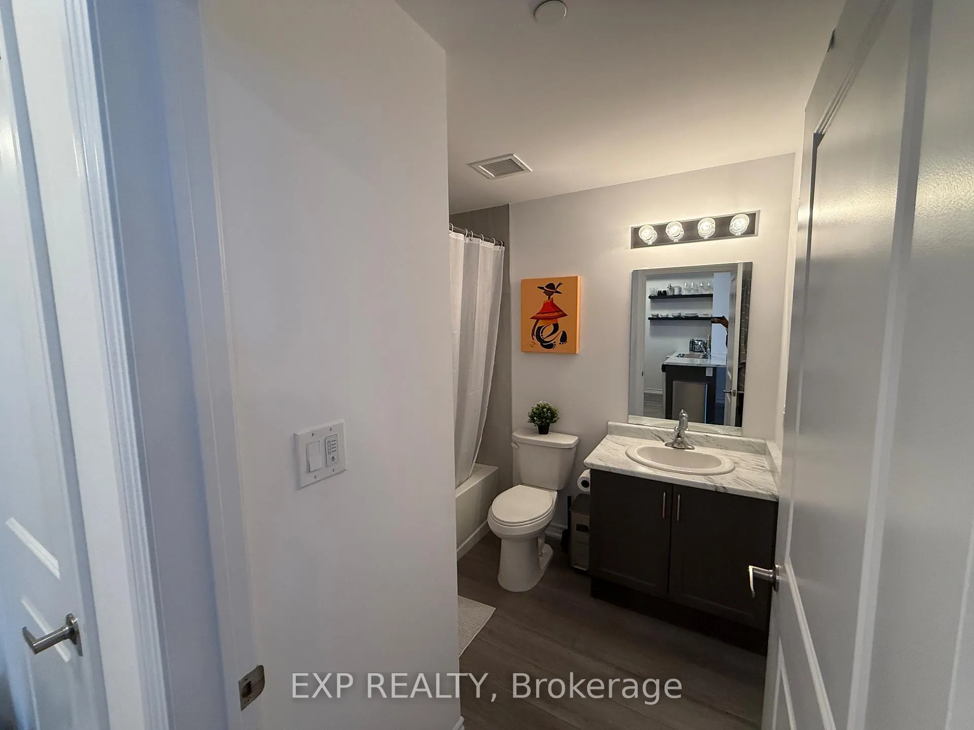 Photo 6 of Unit 606, 460 Dundas Street E, Hamilton, Waterdown — HOMEH