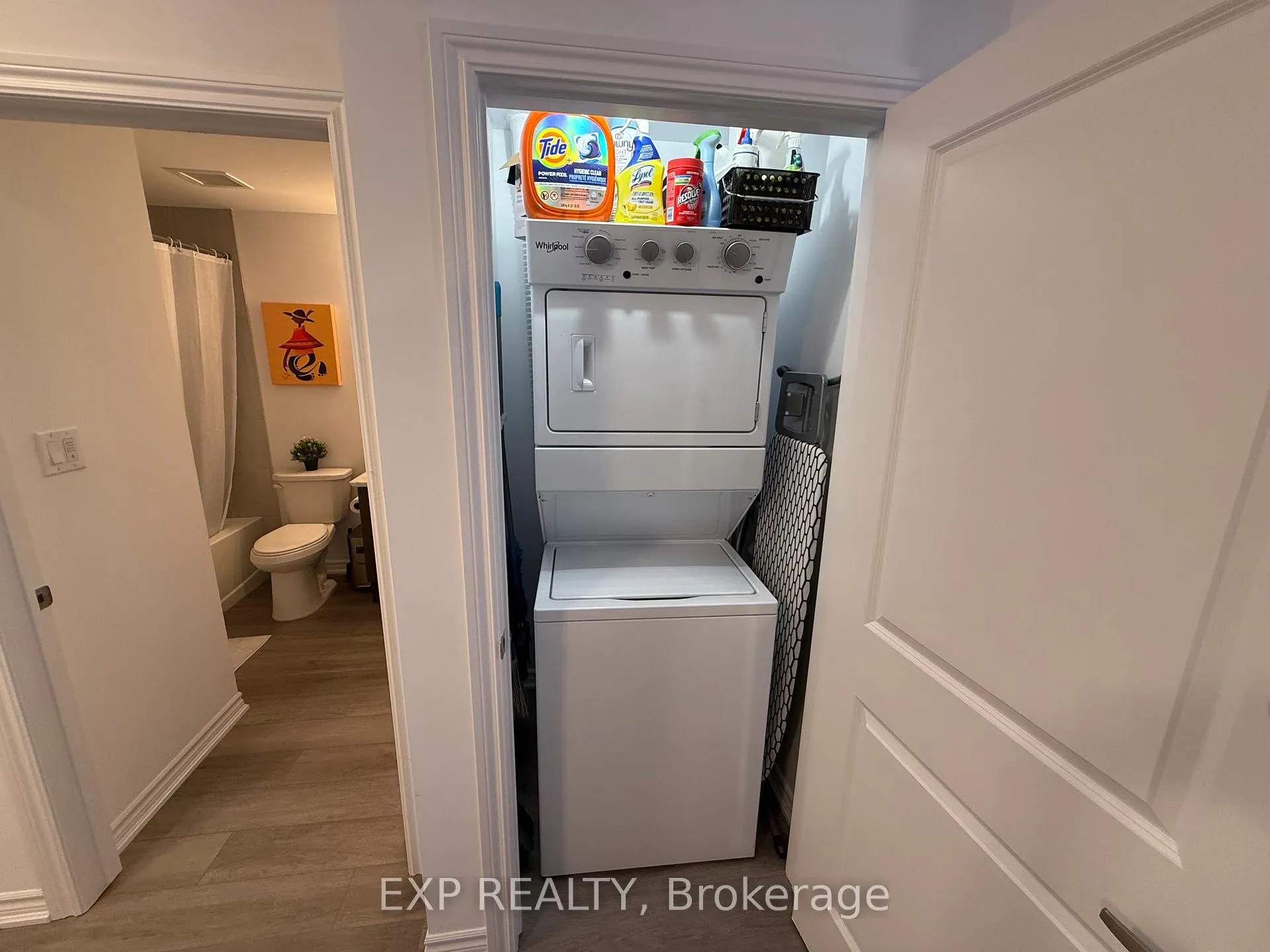 Photo 8 of Unit 606, 460 Dundas Street E, Hamilton, Waterdown — HOMEH