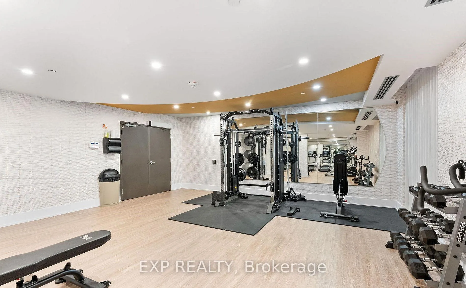 Photo 11 of Unit 606, 460 Dundas Street E, Hamilton, Waterdown — HOMEH