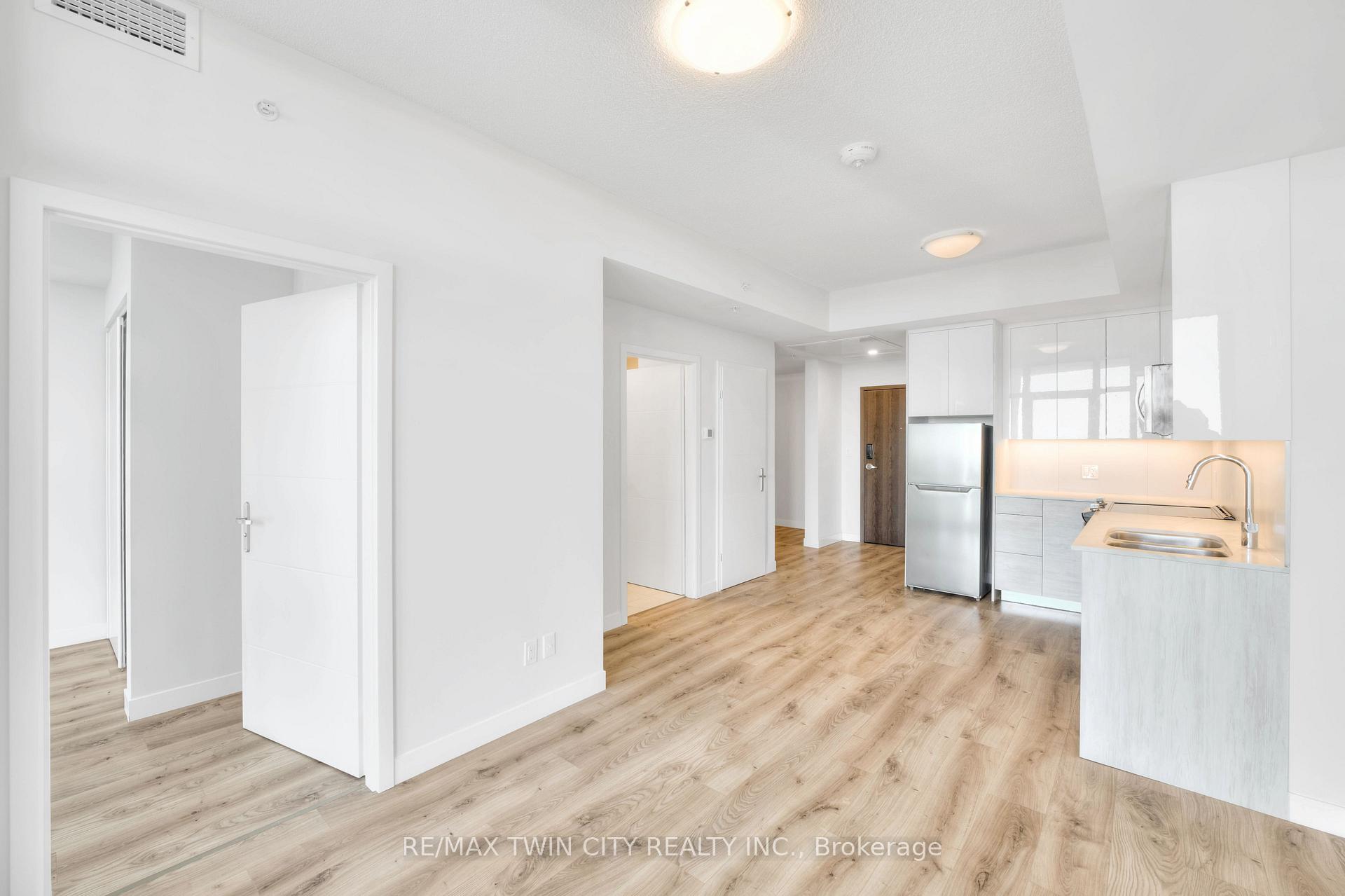 Photo 12 of Unit 2910, 60 Frederick Street, Kitchener — HOMEH