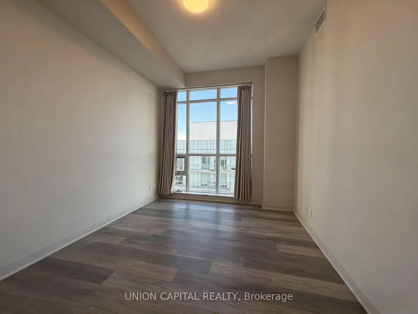 Photo 2 of Unit 3407, 89 Dunfield Avenue, Toronto, Mount Pleasant West — HOMEH