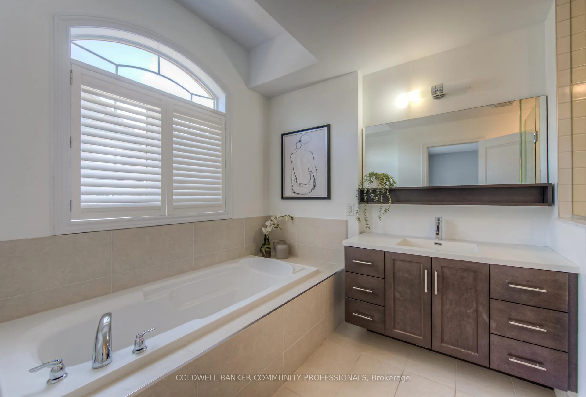 Photo 32 of Unit 38, 215 Dundas Street E, Hamilton, Waterdown — HOMEH
