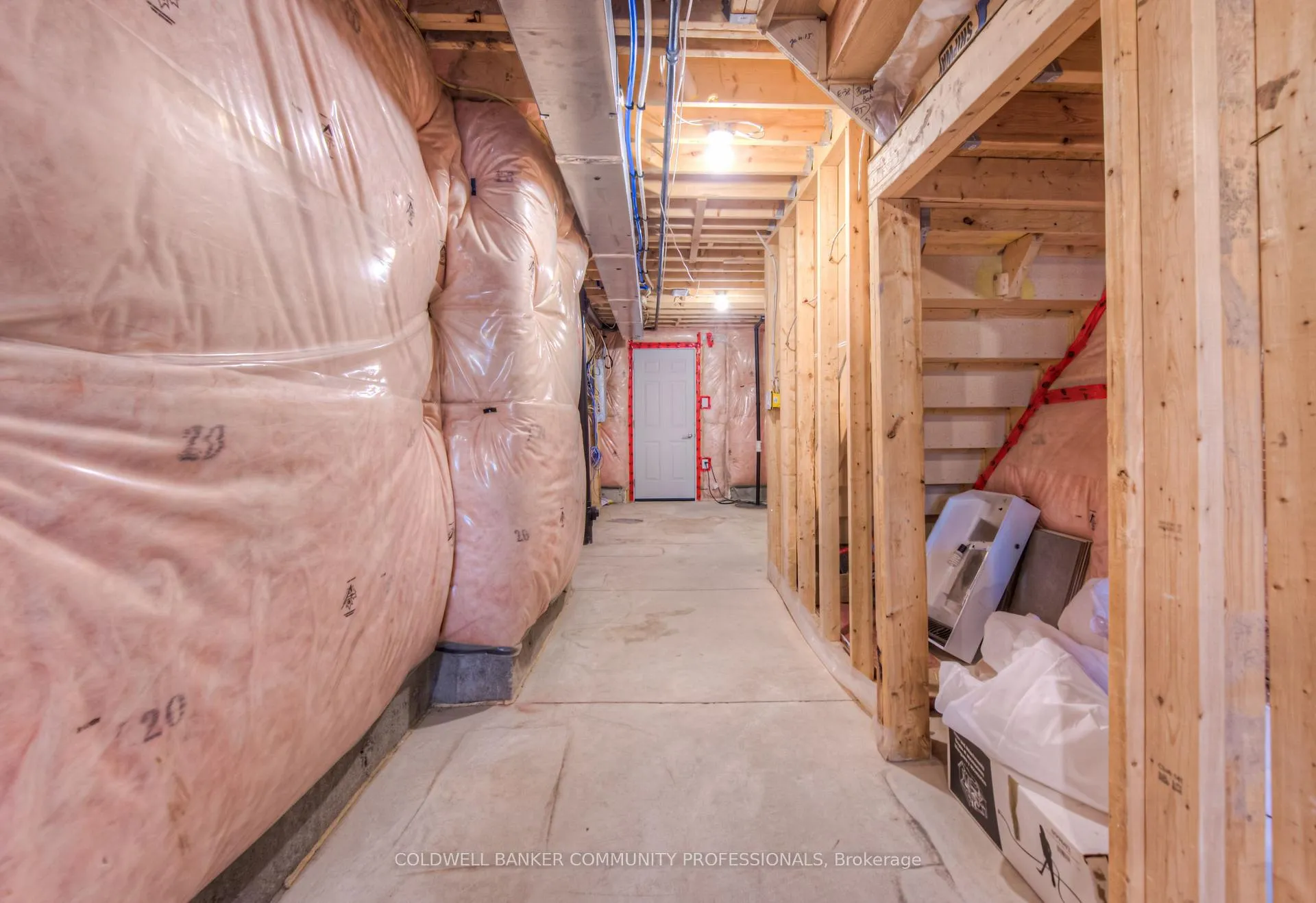 Photo 40 of Unit 38, 215 Dundas Street E, Hamilton, Waterdown — HOMEH