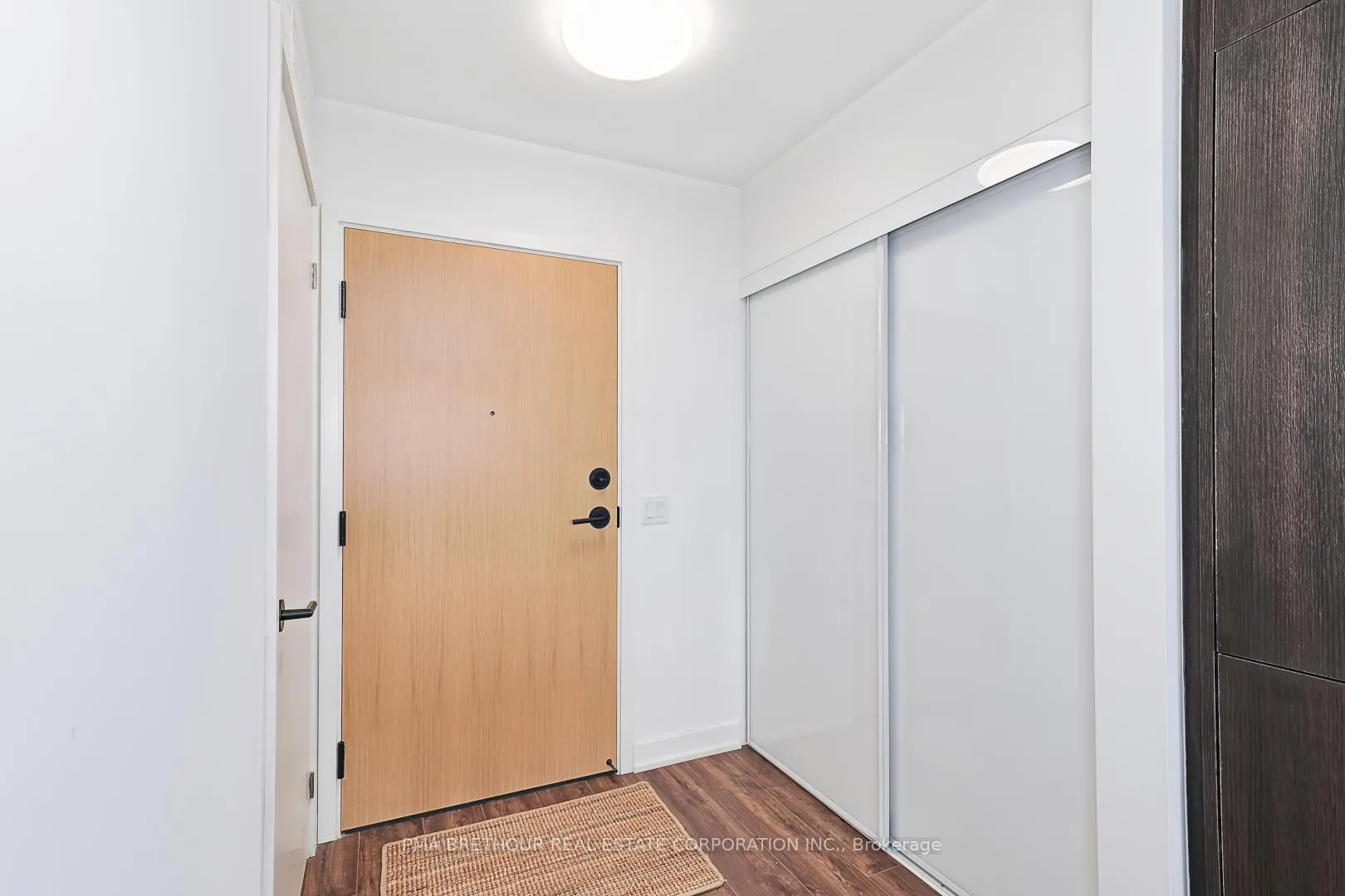 Photo 5 of Unit 210, 31 Huron Street, Collingwood — HOMEH