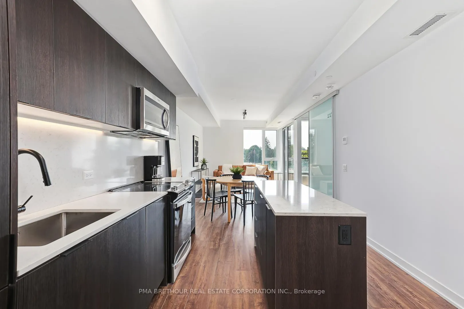 Photo 8 of Unit 210, 31 Huron Street, Collingwood — HOMEH