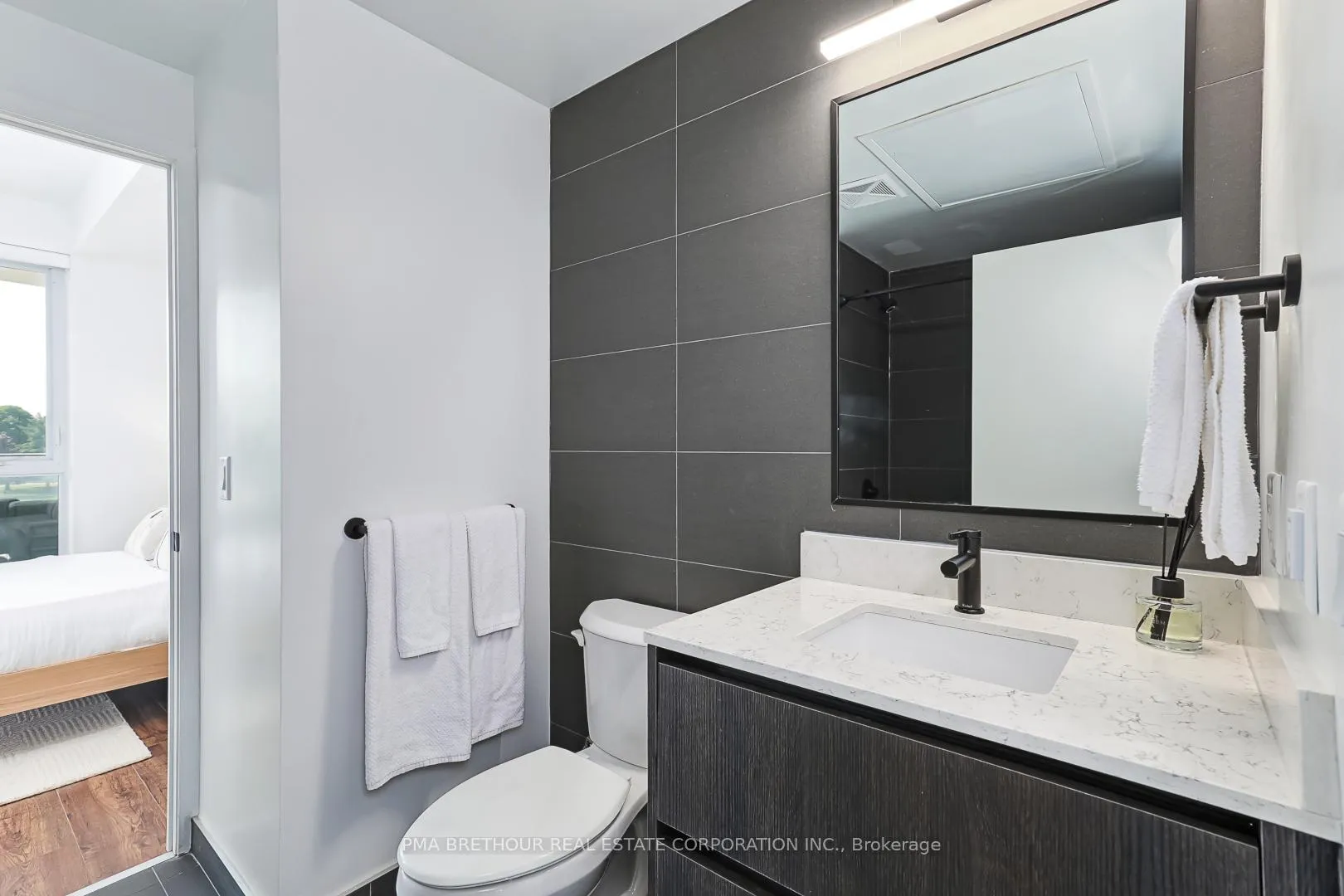 Photo 14 of Unit 210, 31 Huron Street, Collingwood — HOMEH
