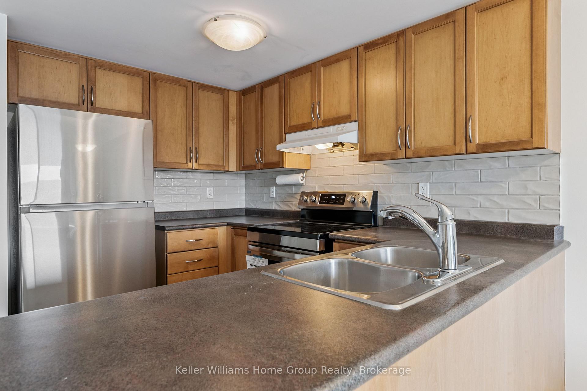 Photo 10 of Unit 411, 37 Goodwin Drive, Guelph, Pineridge/Westminster Woods — HOMEH