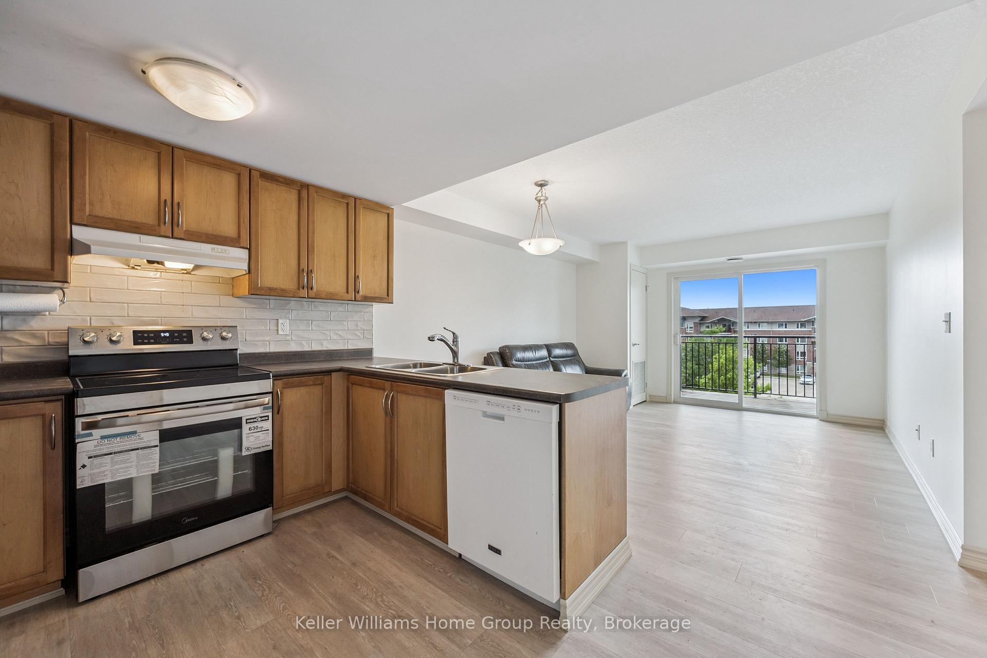 Photo 11 of Unit 411, 37 Goodwin Drive, Guelph, Pineridge/Westminster Woods — HOMEH