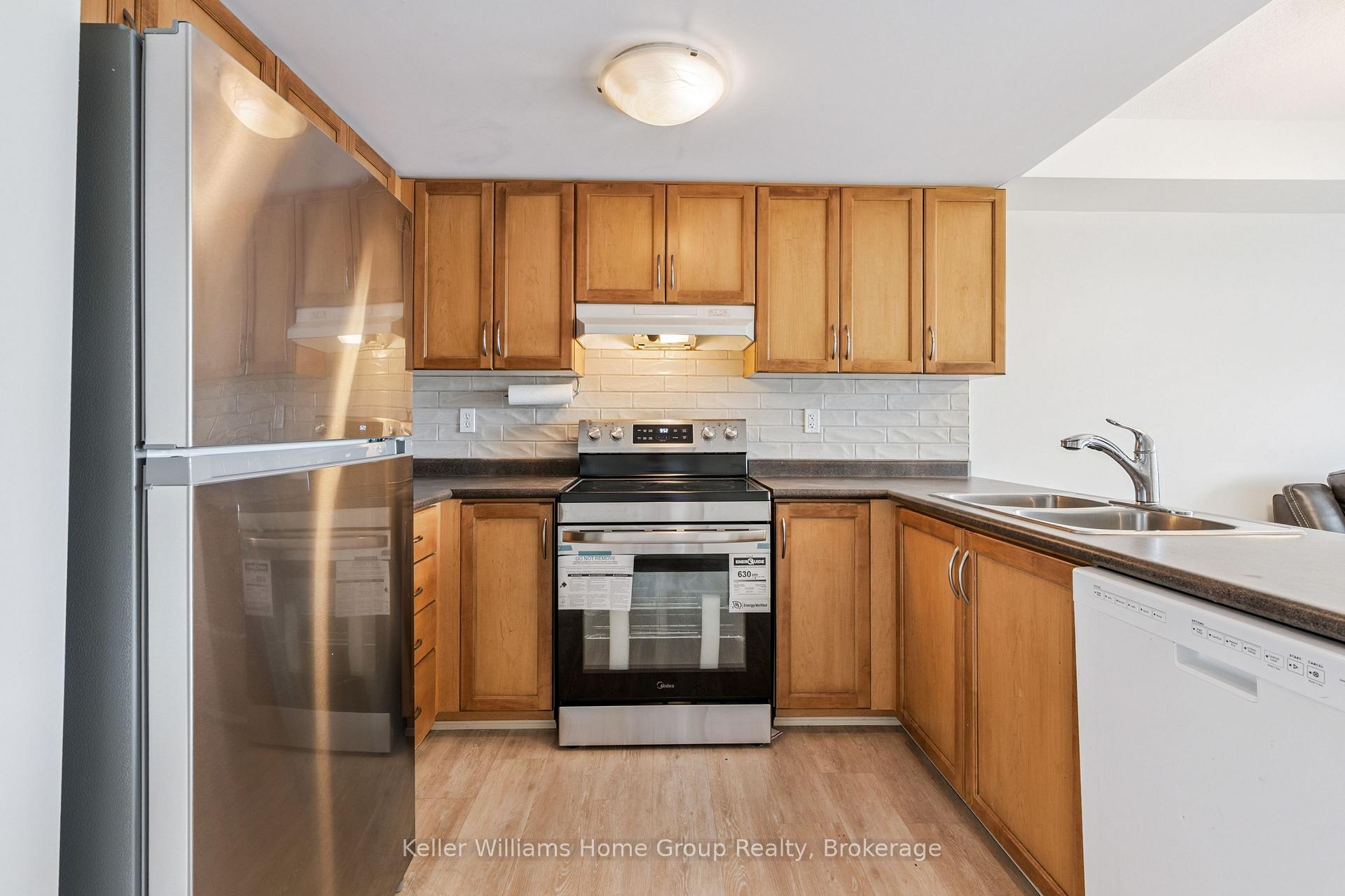 Photo 12 of Unit 411, 37 Goodwin Drive, Guelph, Pineridge/Westminster Woods — HOMEH