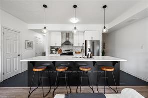 Front of Unit 45, 39 Kay Crescent N