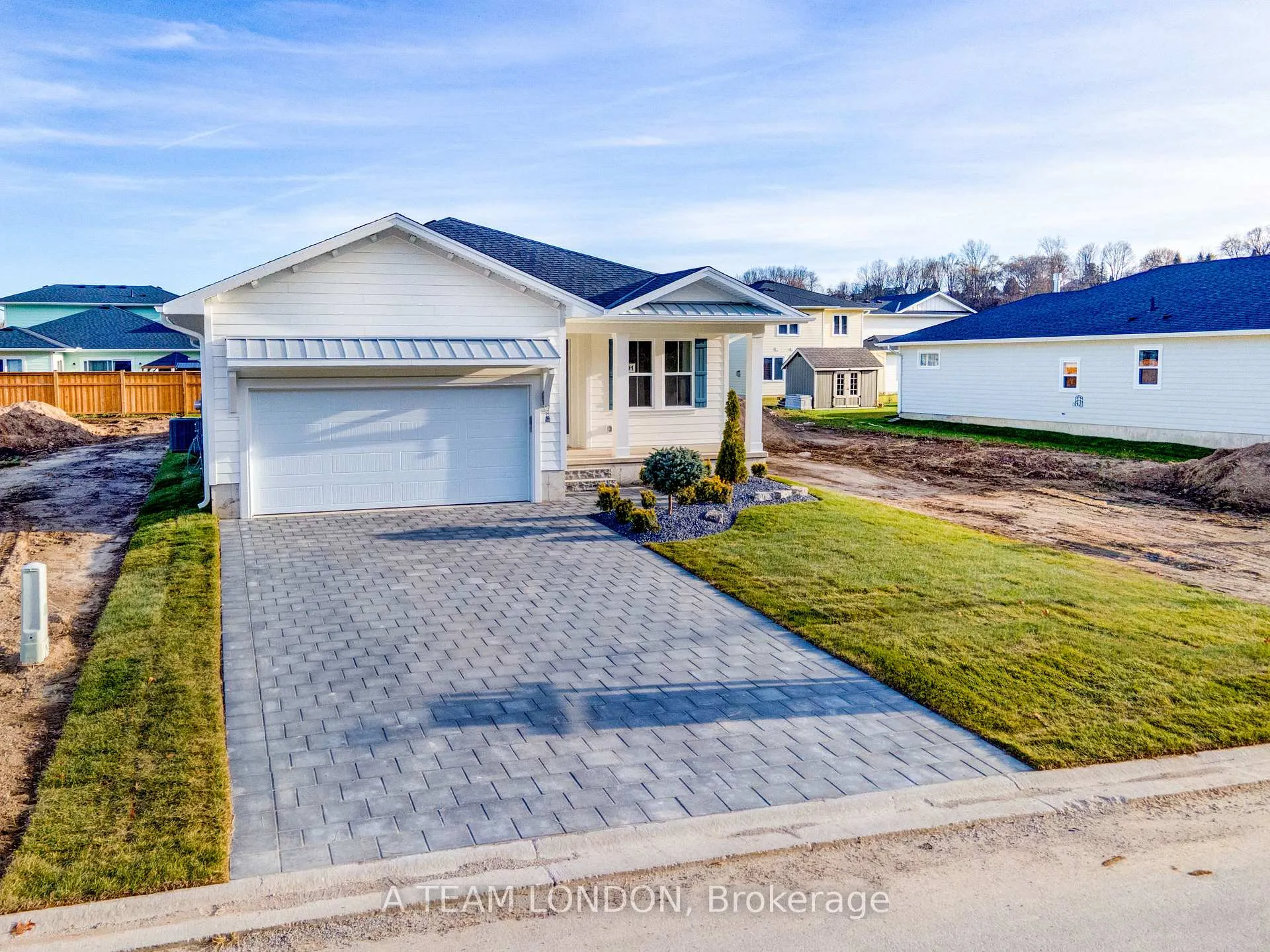 Photo 3 of 91 The Promenade, Central Elgin, Rural Central Elgin — HOMEH