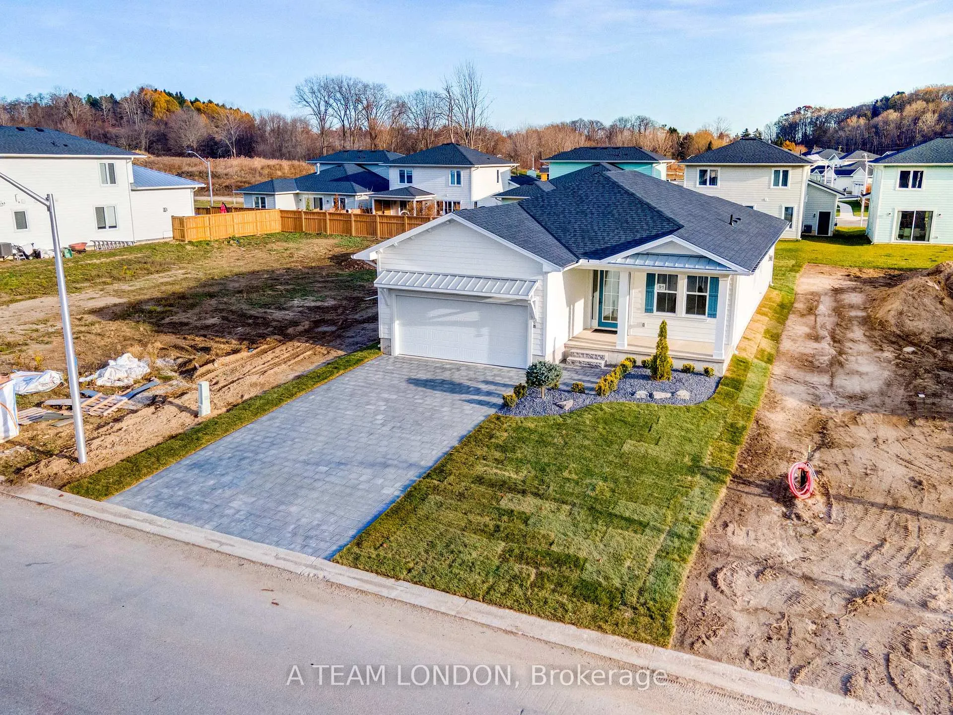 Photo 4 of 91 The Promenade, Central Elgin, Rural Central Elgin — HOMEH