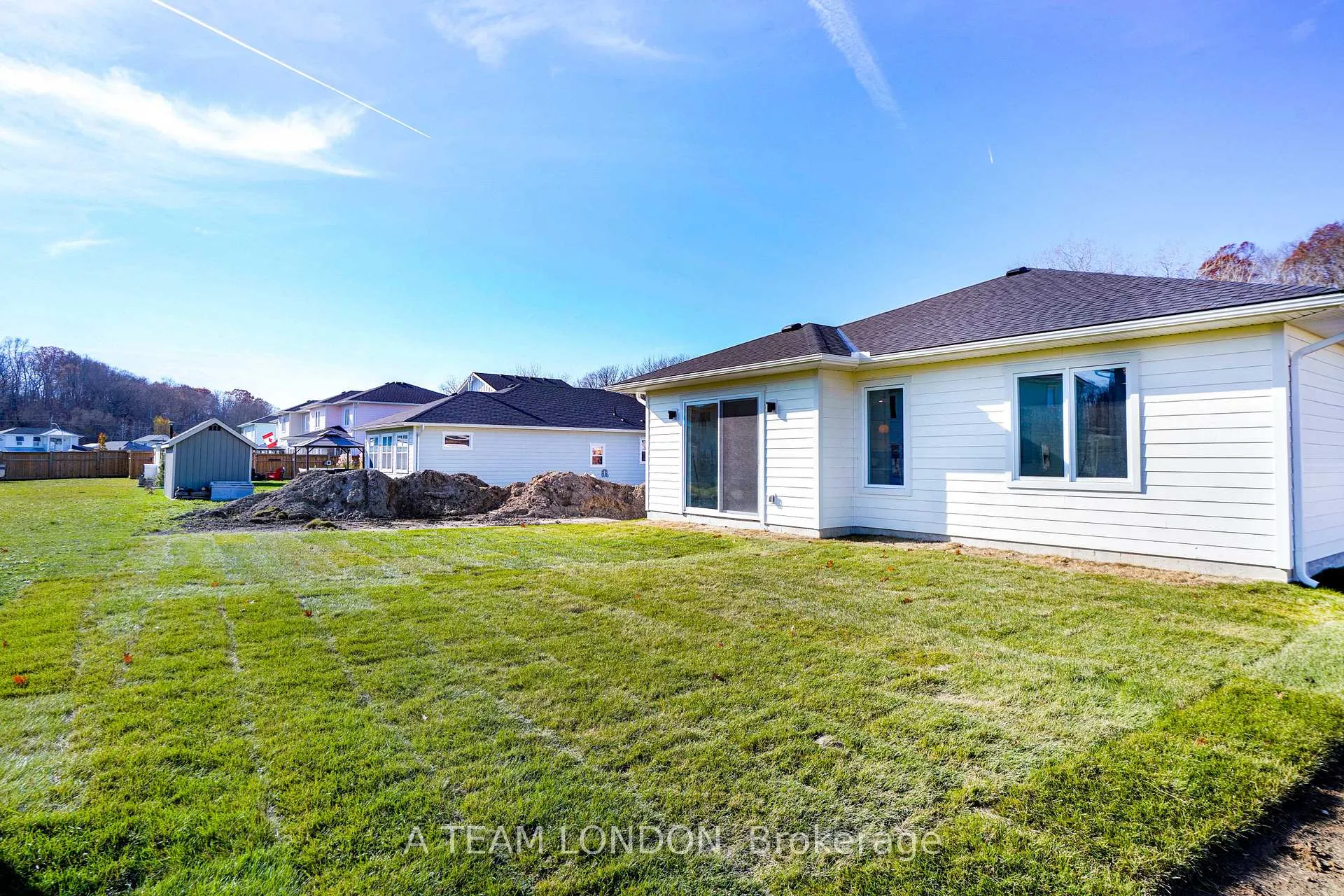 Photo 42 of 91 The Promenade, Central Elgin, Rural Central Elgin — HOMEH