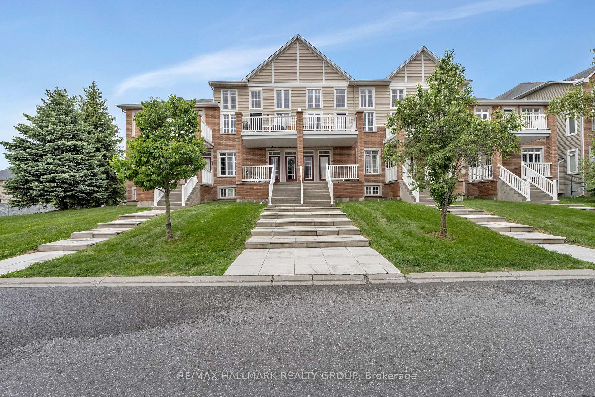Front of Unit 24, 103 Eye Bright Crescent