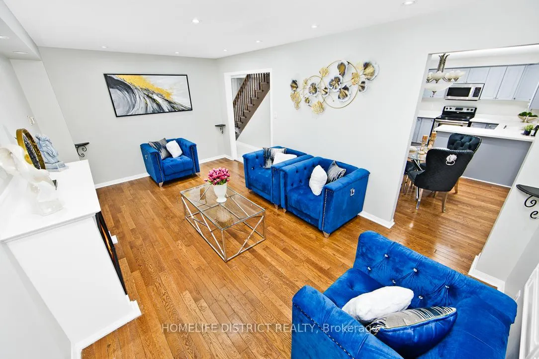 Photo 8 of 50 Weldrick Crescent, Clarington, Bowmanville — HOMEH