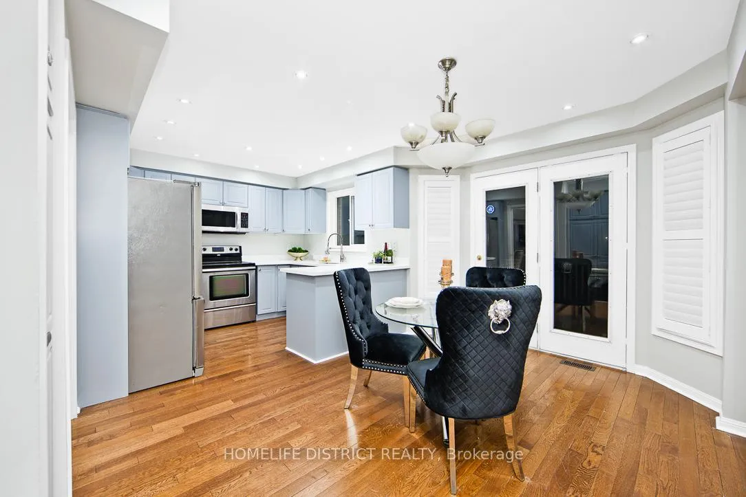 Photo 9 of 50 Weldrick Crescent, Clarington, Bowmanville — HOMEH