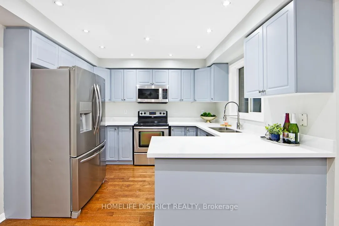 Photo 11 of 50 Weldrick Crescent, Clarington, Bowmanville — HOMEH