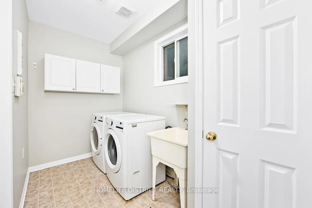 Photo 13 of 50 Weldrick Crescent, Clarington, Bowmanville — HOMEH