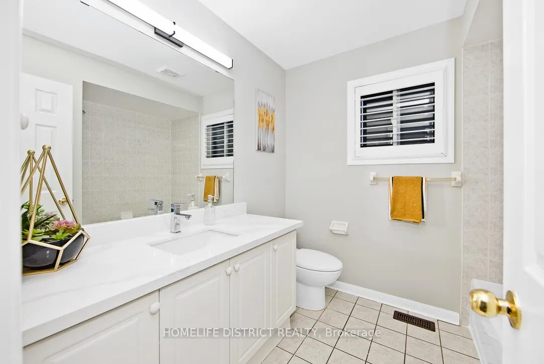 Photo 20 of 50 Weldrick Crescent, Clarington, Bowmanville — HOMEH