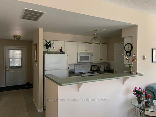 Photo 10 of 447 Mariners Way, Collingwood — HOMEH