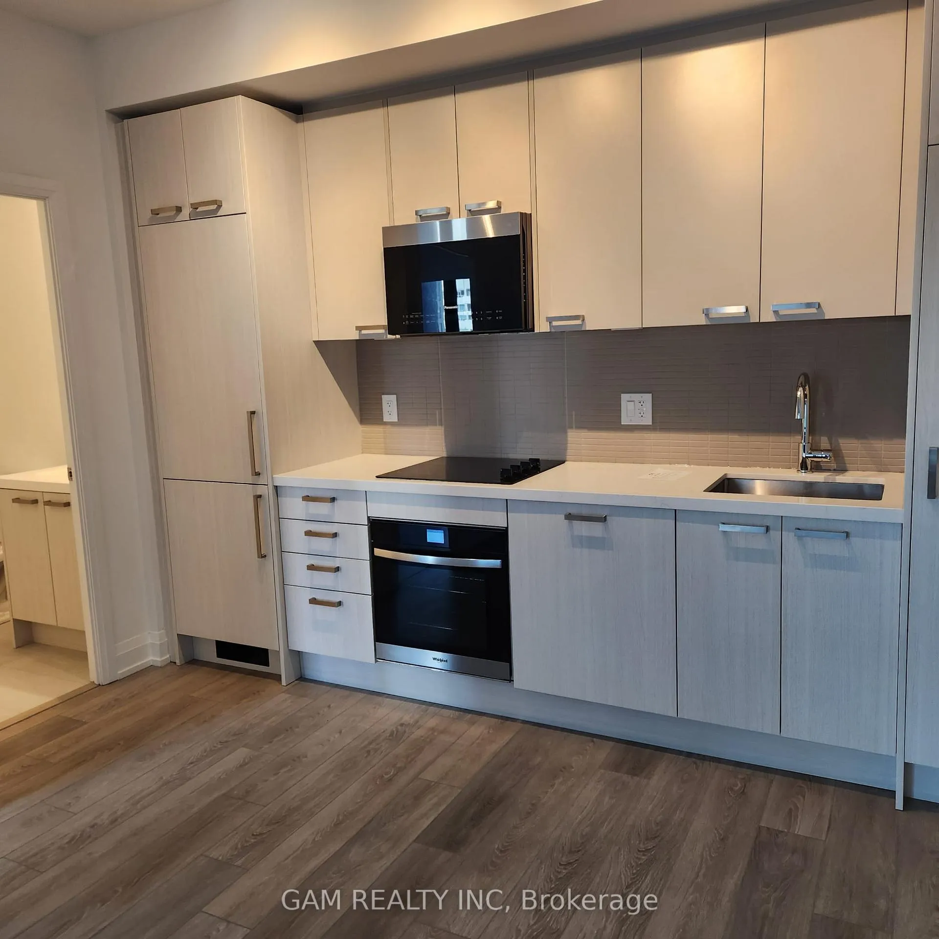 Photo 10 of Unit 1011, 20 Soudan Avenue, Toronto, Mount Pleasant West — HOMEH