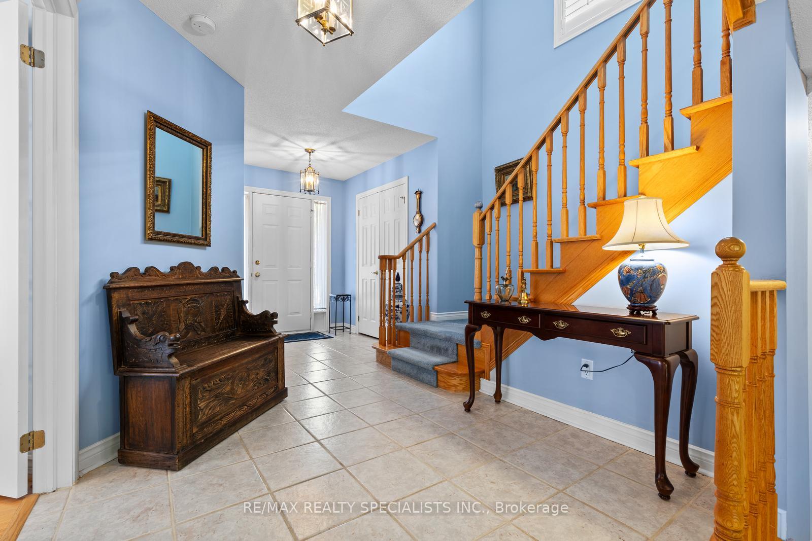 Photo 5 of 47 Sunset Boulevard, New Tecumseth, Alliston — HOMEH