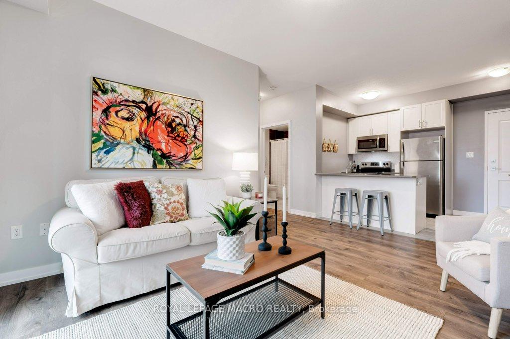 Photo 3 of Unit 413, 125 Shoreview Place, Hamilton, Lakeshore — HOMEH