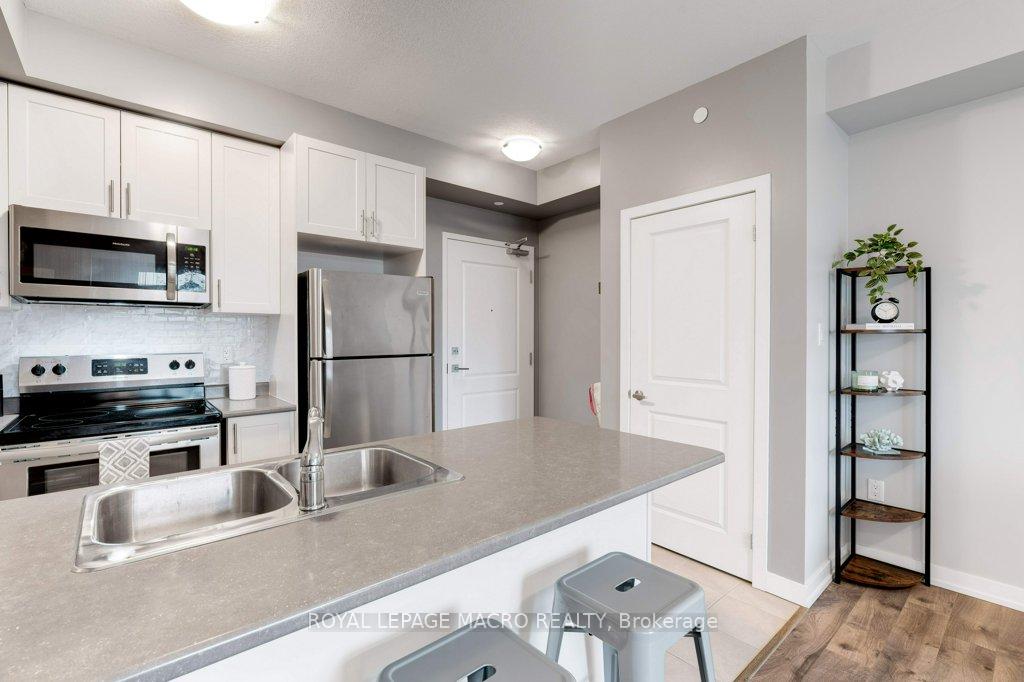 Photo 10 of Unit 413, 125 Shoreview Place, Hamilton, Lakeshore — HOMEH