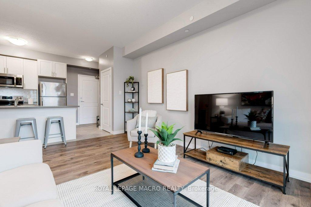 Photo 12 of Unit 413, 125 Shoreview Place, Hamilton, Lakeshore — HOMEH