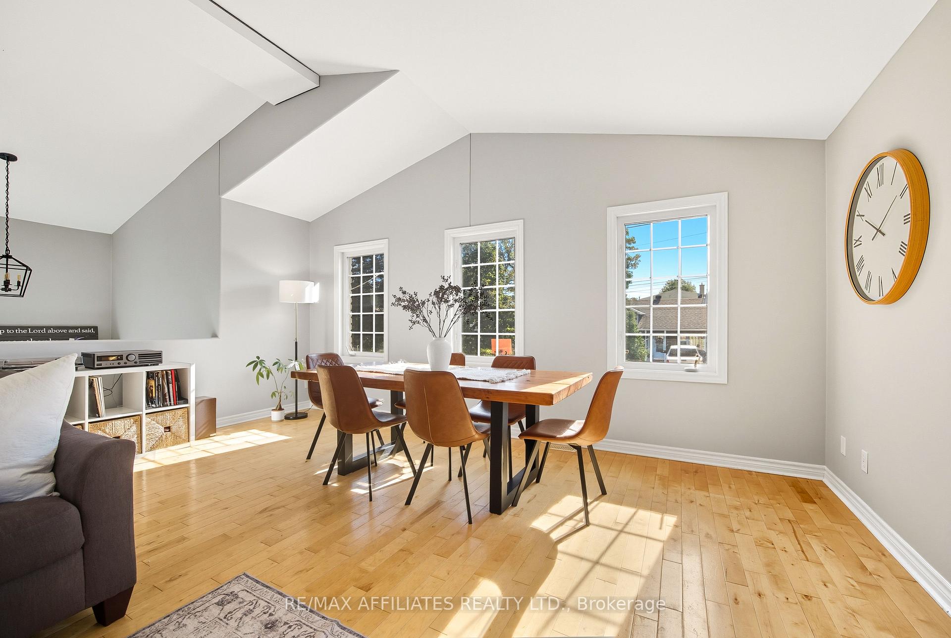 Photo 10 of 161 Henry Street, Carleton Place — HOMEH
