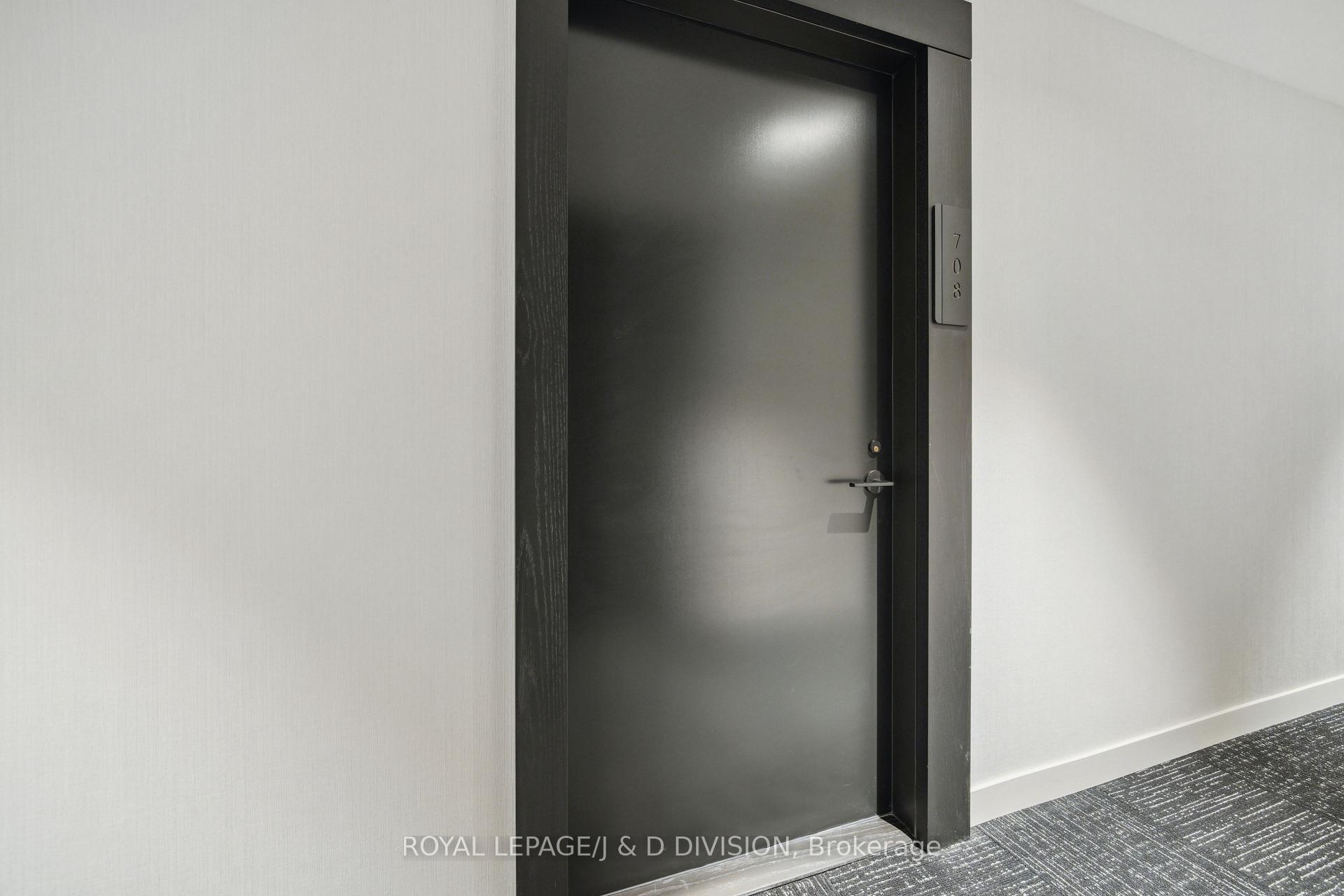 Photo 7 of Unit 708, 117 Broadway Avenue, Toronto, Mount Pleasant West — HOMEH