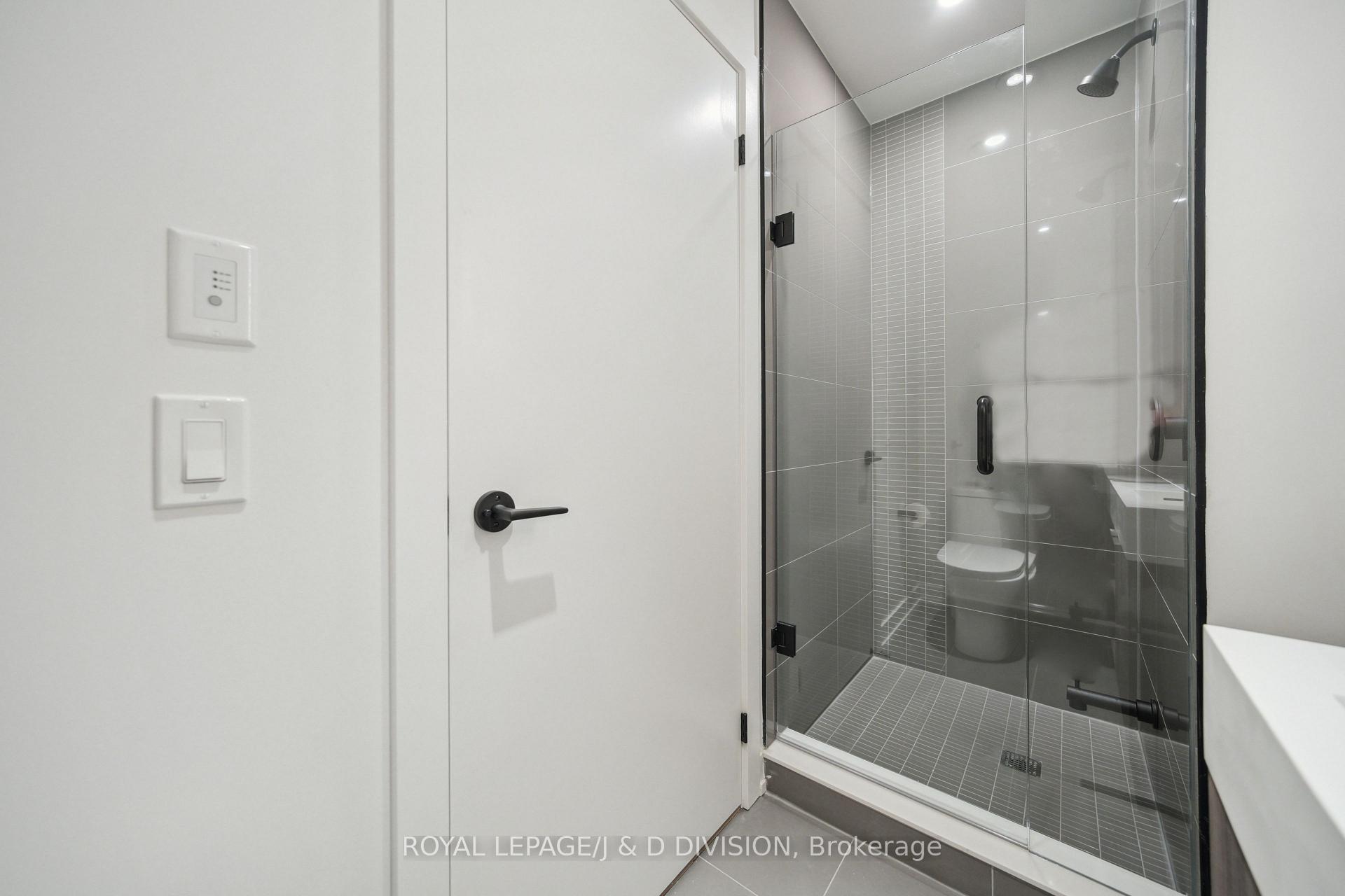 Photo 8 of Unit 708, 117 Broadway Avenue, Toronto, Mount Pleasant West — HOMEH