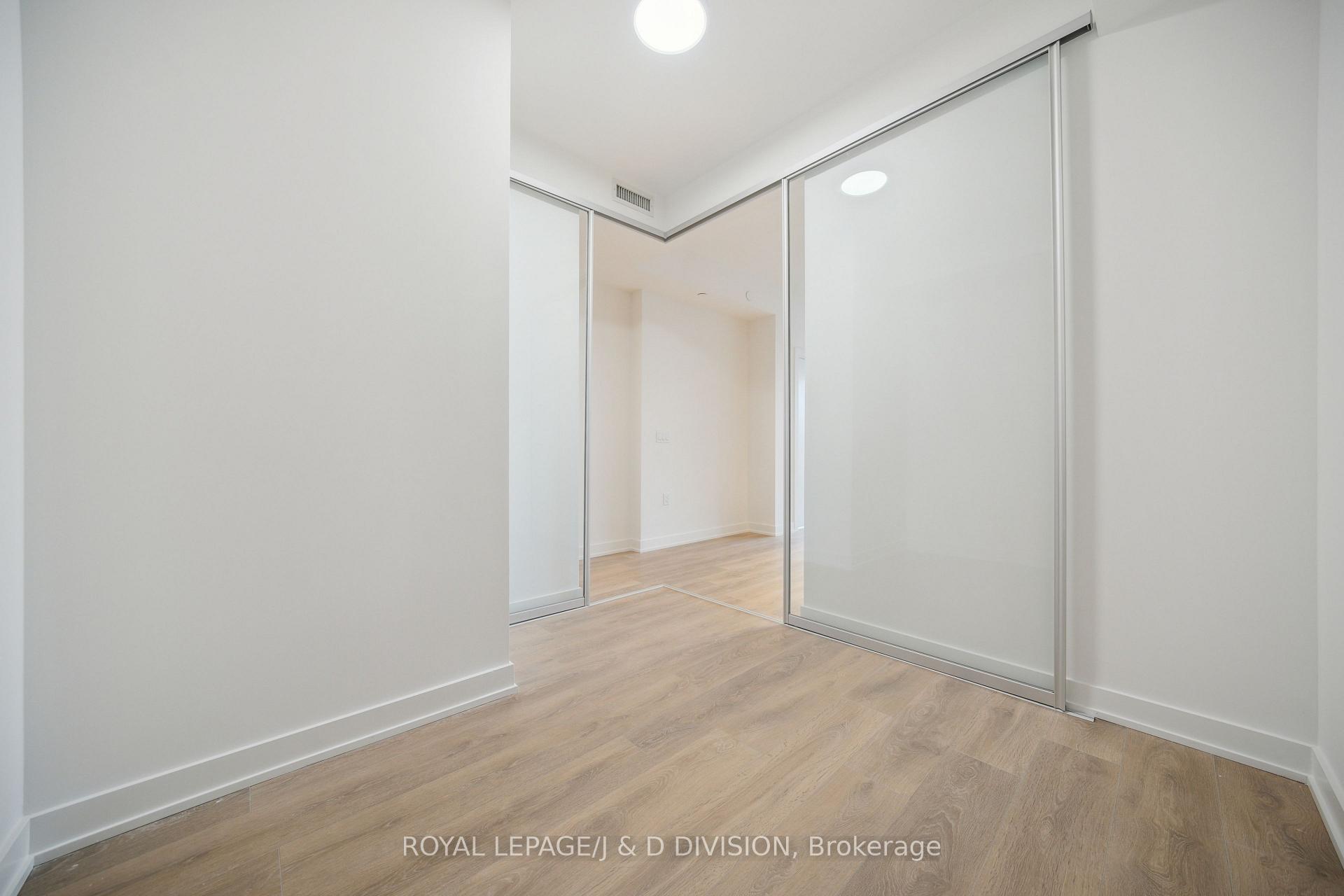 Photo 9 of Unit 708, 117 Broadway Avenue, Toronto, Mount Pleasant West — HOMEH
