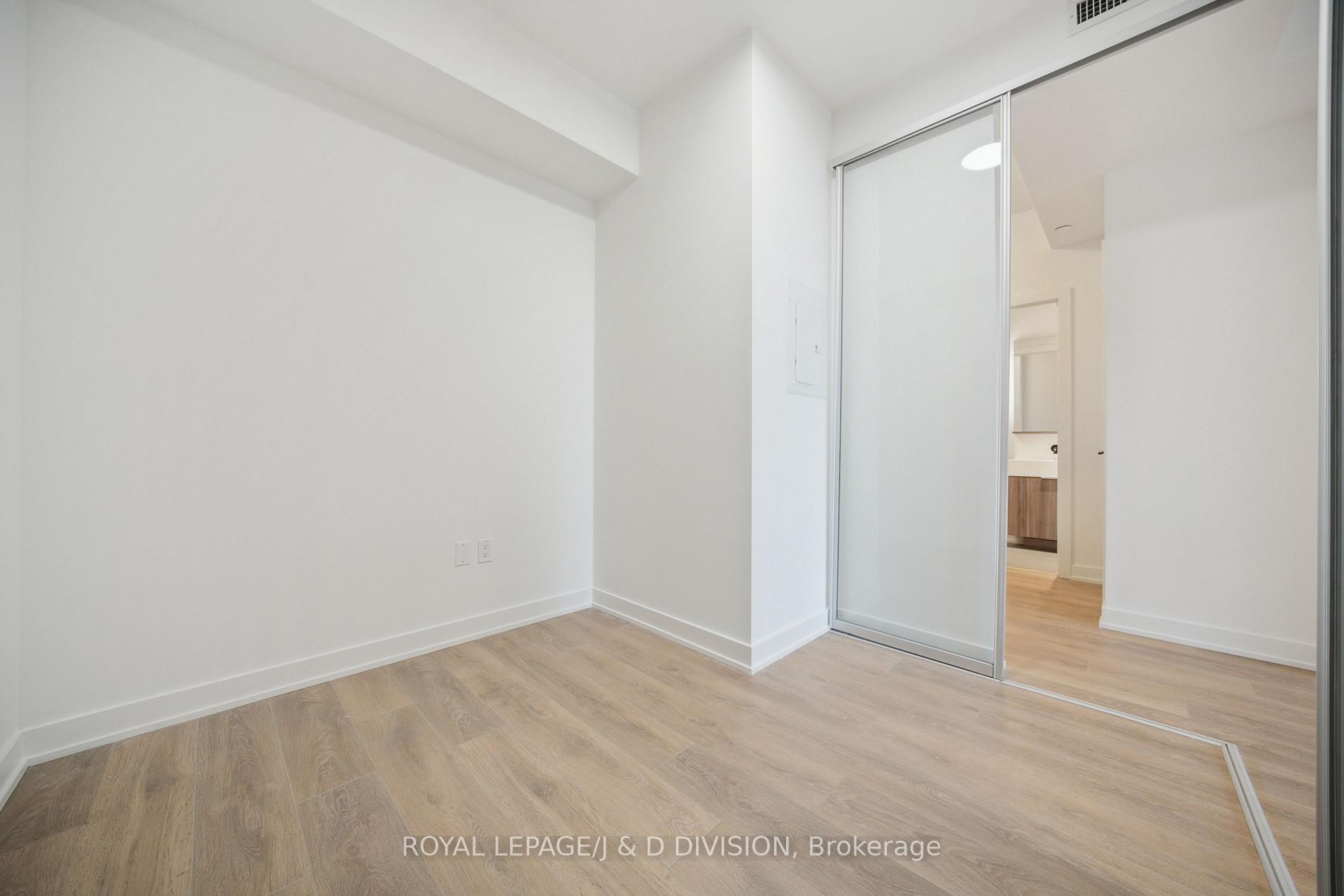 Photo 12 of Unit 708, 117 Broadway Avenue, Toronto, Mount Pleasant West — HOMEH