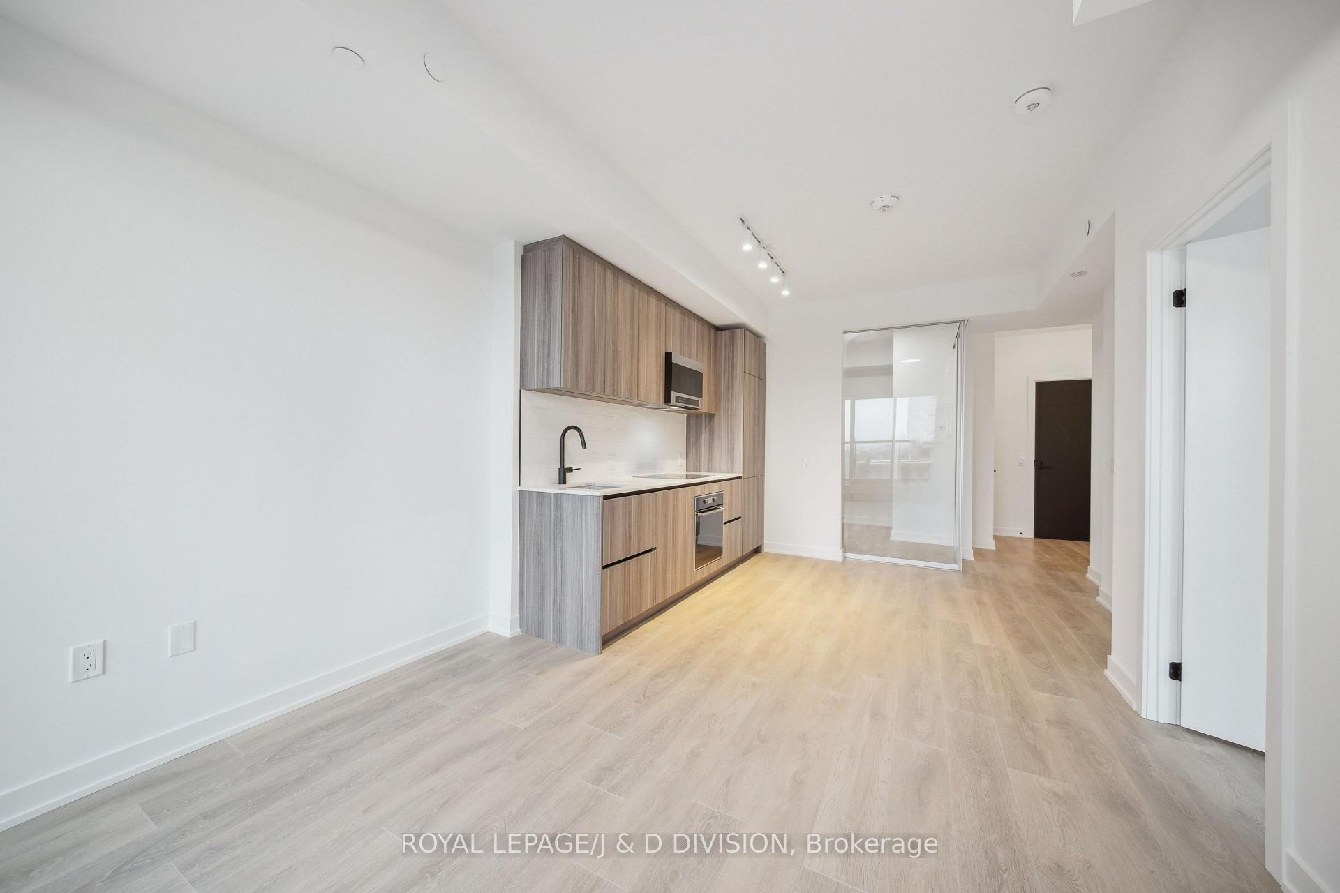 Photo 18 of Unit 708, 117 Broadway Avenue, Toronto, Mount Pleasant West — HOMEH