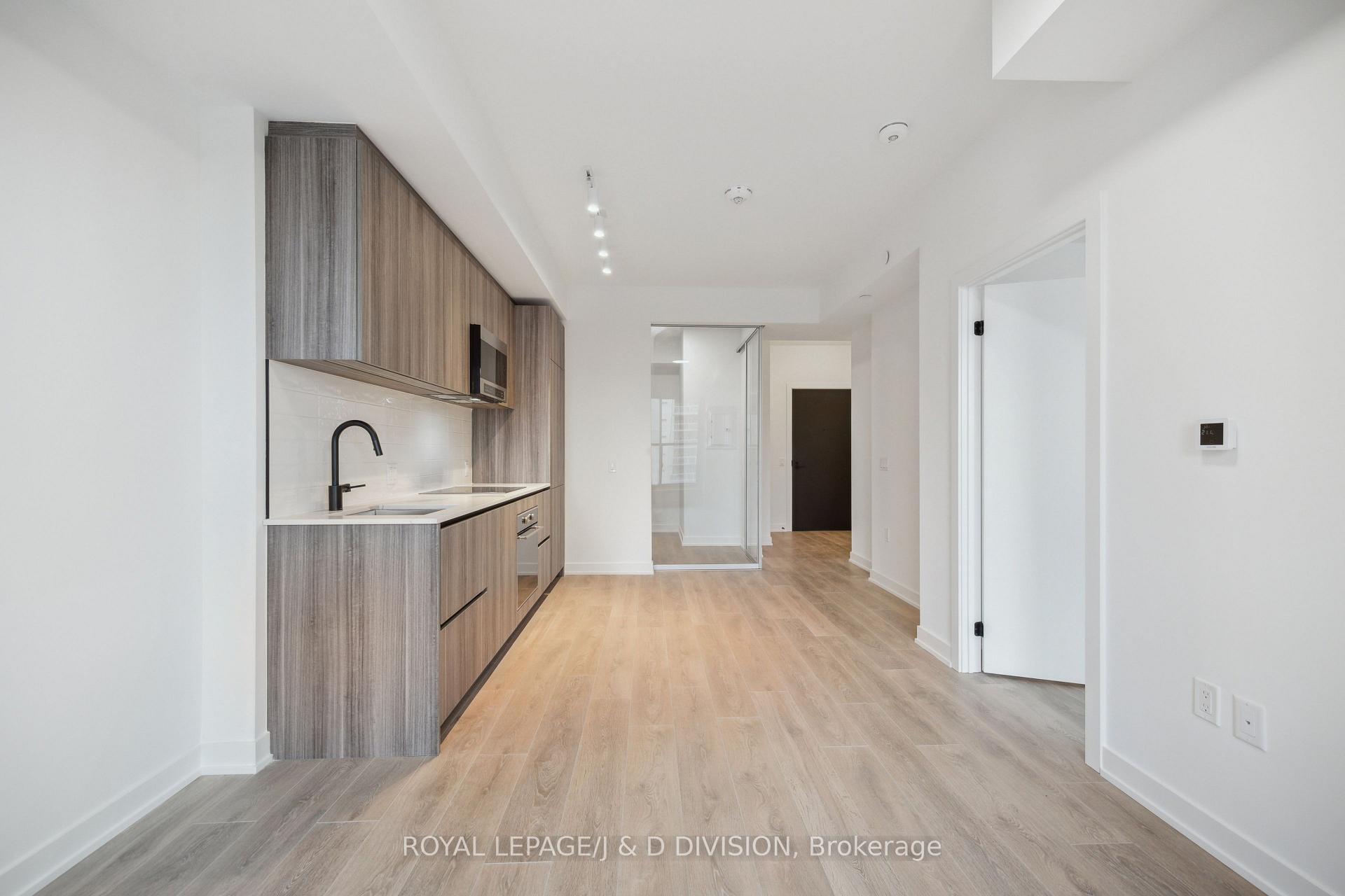 Photo 19 of Unit 708, 117 Broadway Avenue, Toronto, Mount Pleasant West — HOMEH
