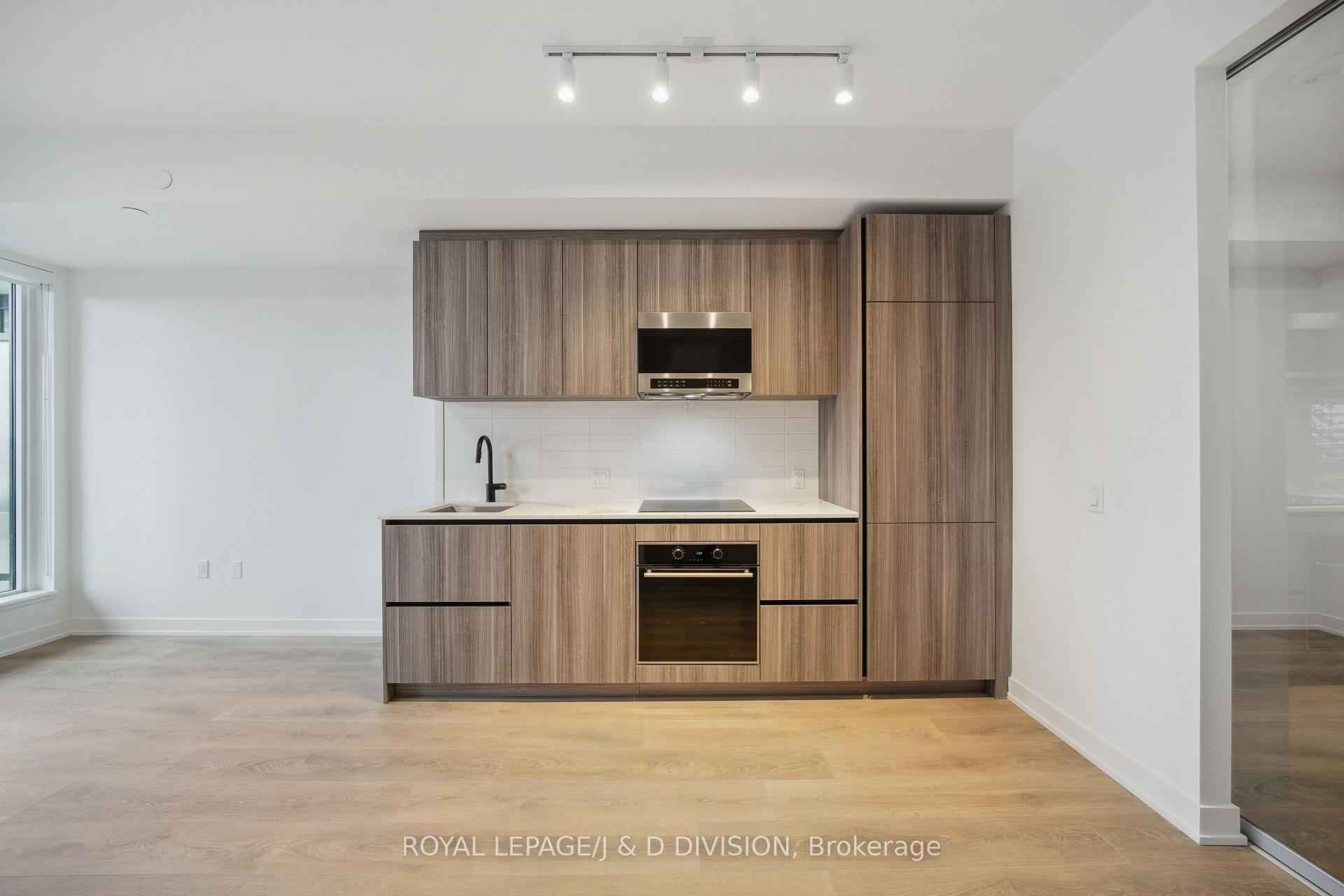 Photo 22 of Unit 708, 117 Broadway Avenue, Toronto, Mount Pleasant West — HOMEH