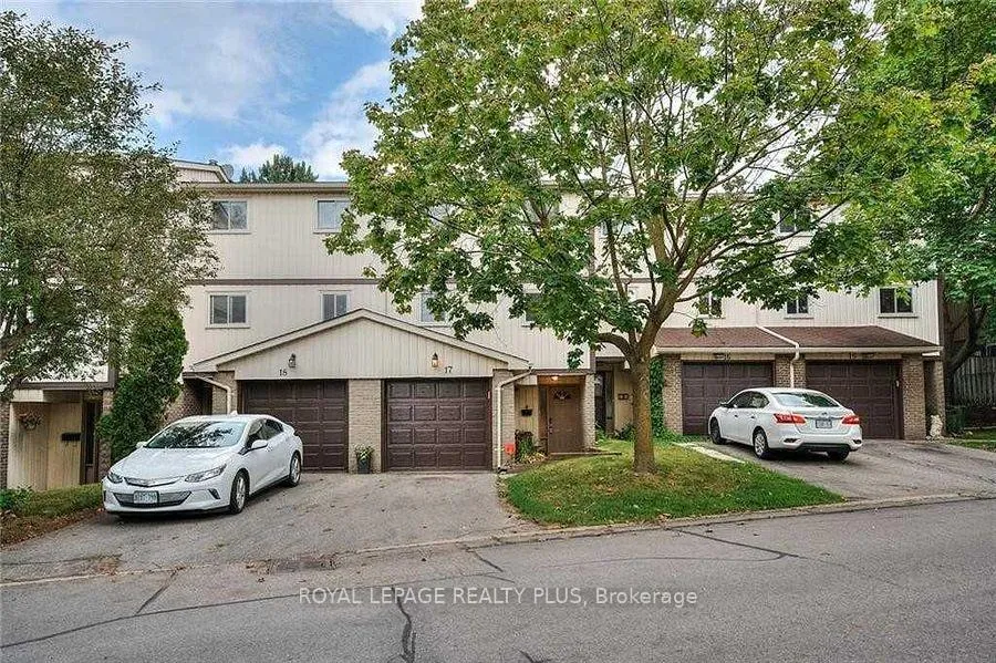 Photo 1 of Unit 17, 51 Paulander Drive, Kitchener, Victoria Hills — HOMEH