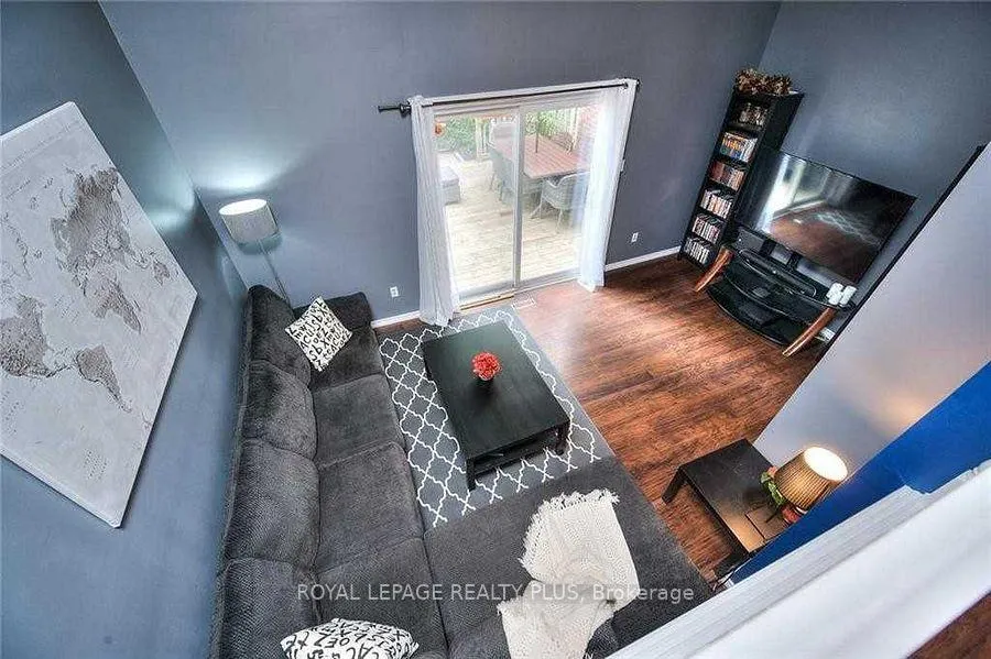 Photo 10 of Unit 17, 51 Paulander Drive, Kitchener, Victoria Hills — HOMEH