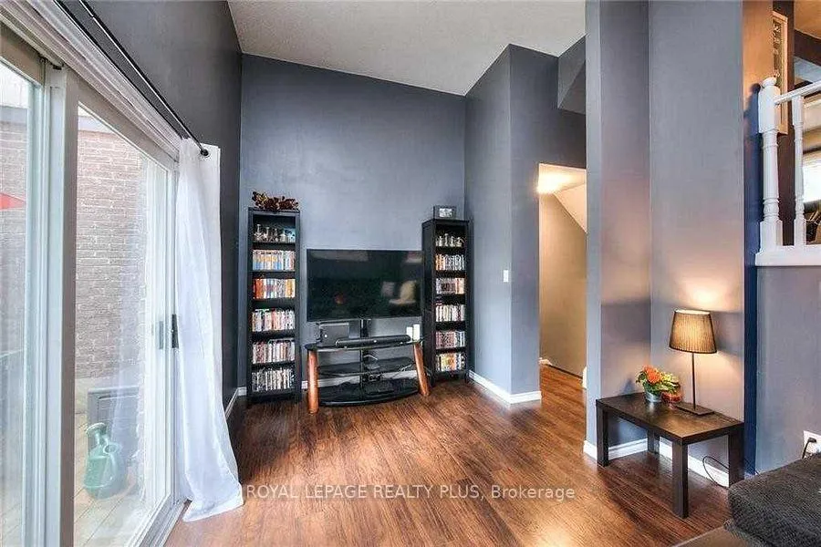 Photo 14 of Unit 17, 51 Paulander Drive, Kitchener, Victoria Hills — HOMEH