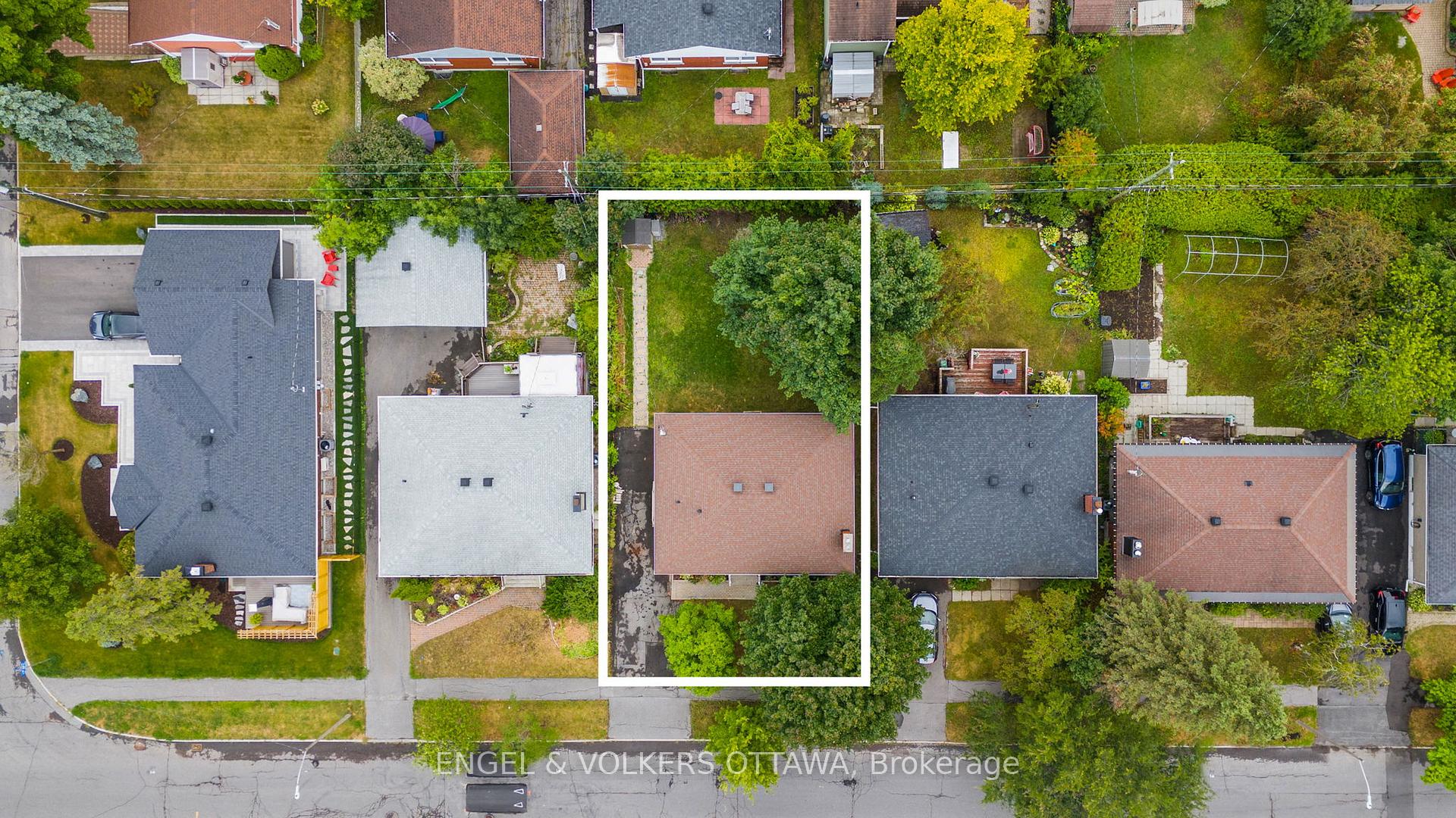 Photo 32 of 1941 Haig Drive, Ottawa, Elmvale Acres — HOMEH