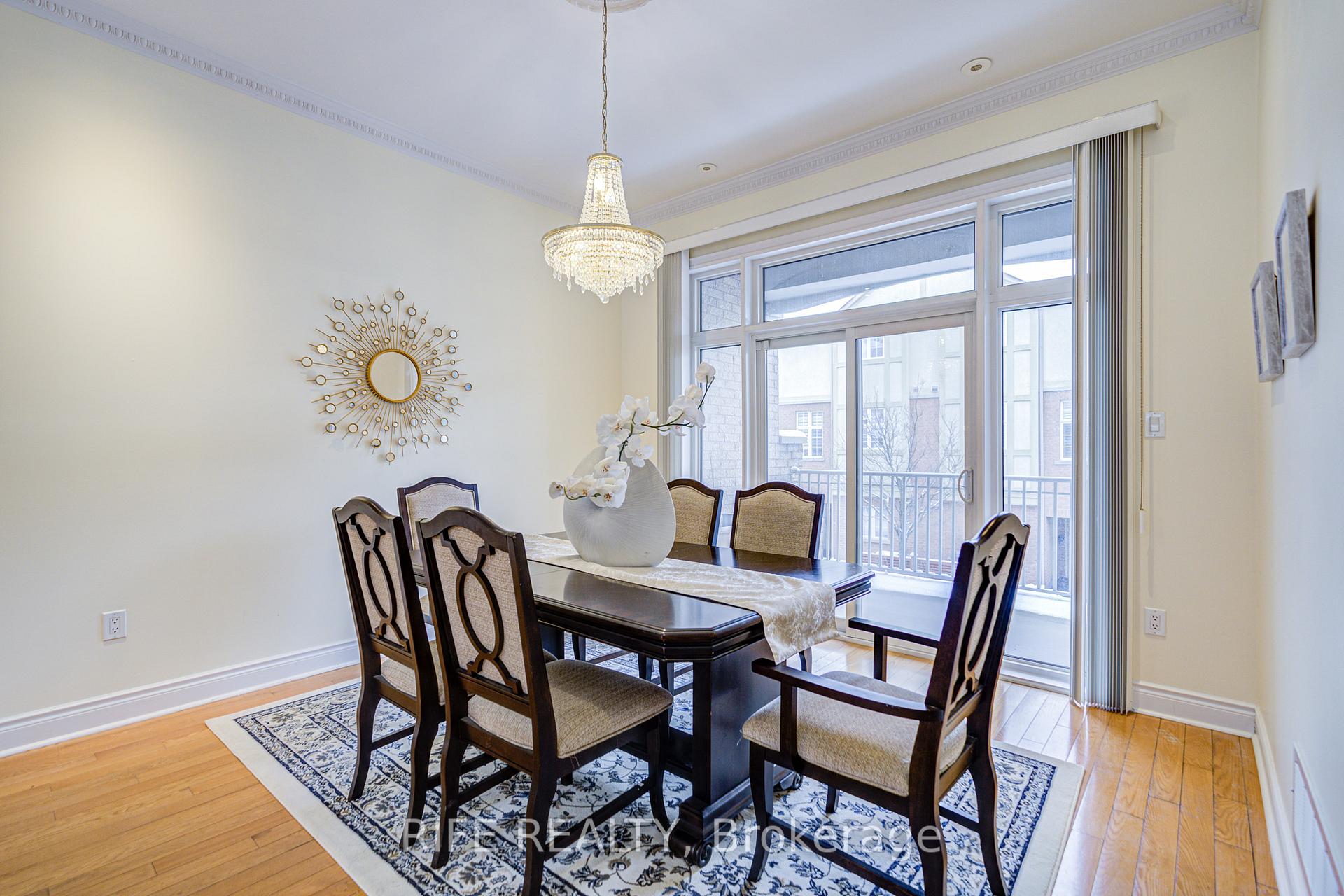 Photo 18 of 99 Legends Way, Markham, Unionville — HOMEH