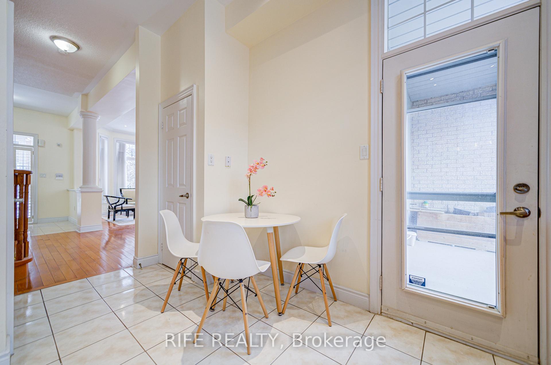 Photo 22 of 99 Legends Way, Markham, Unionville — HOMEH