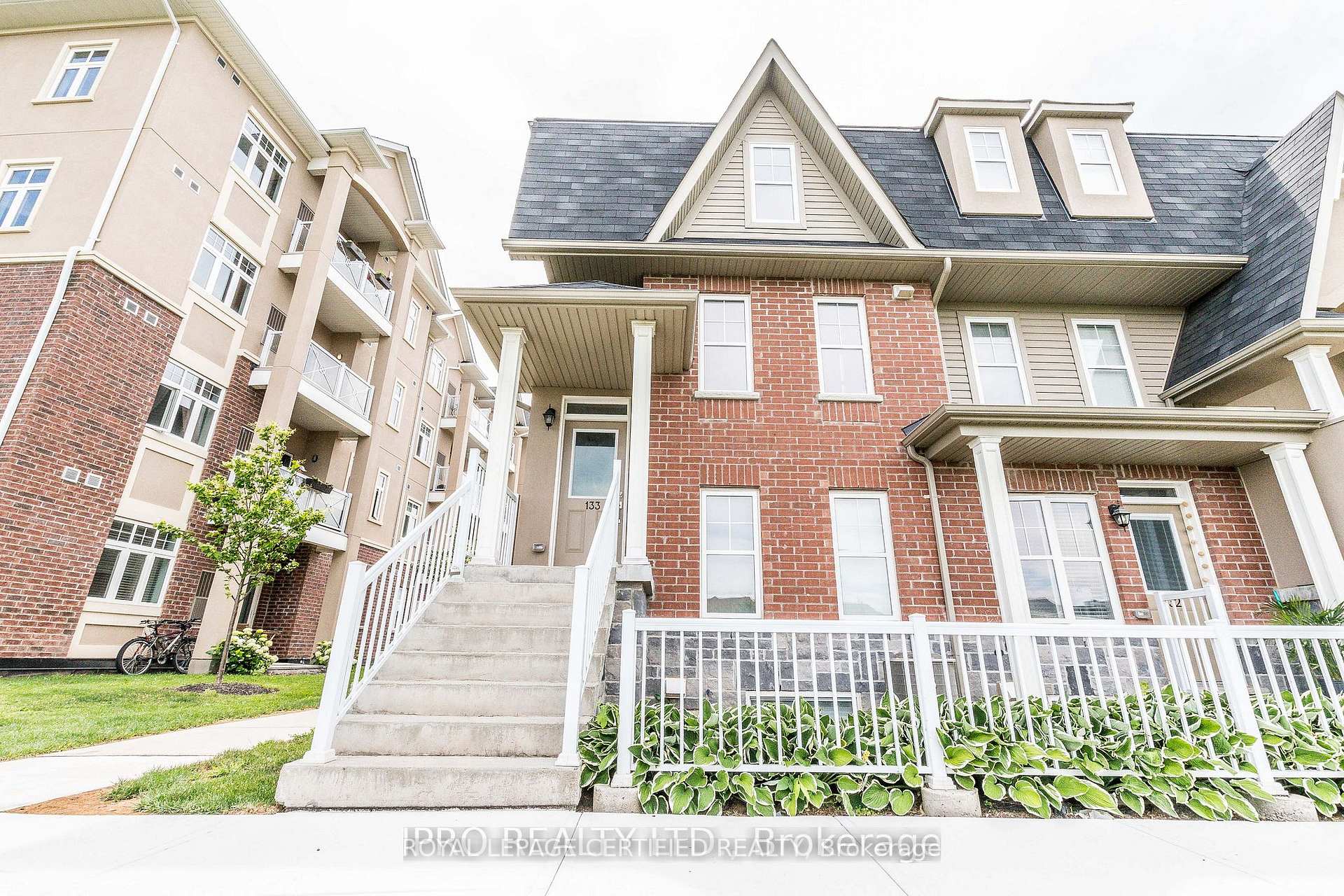 Front of Unit 133, 1380 Costigan Road