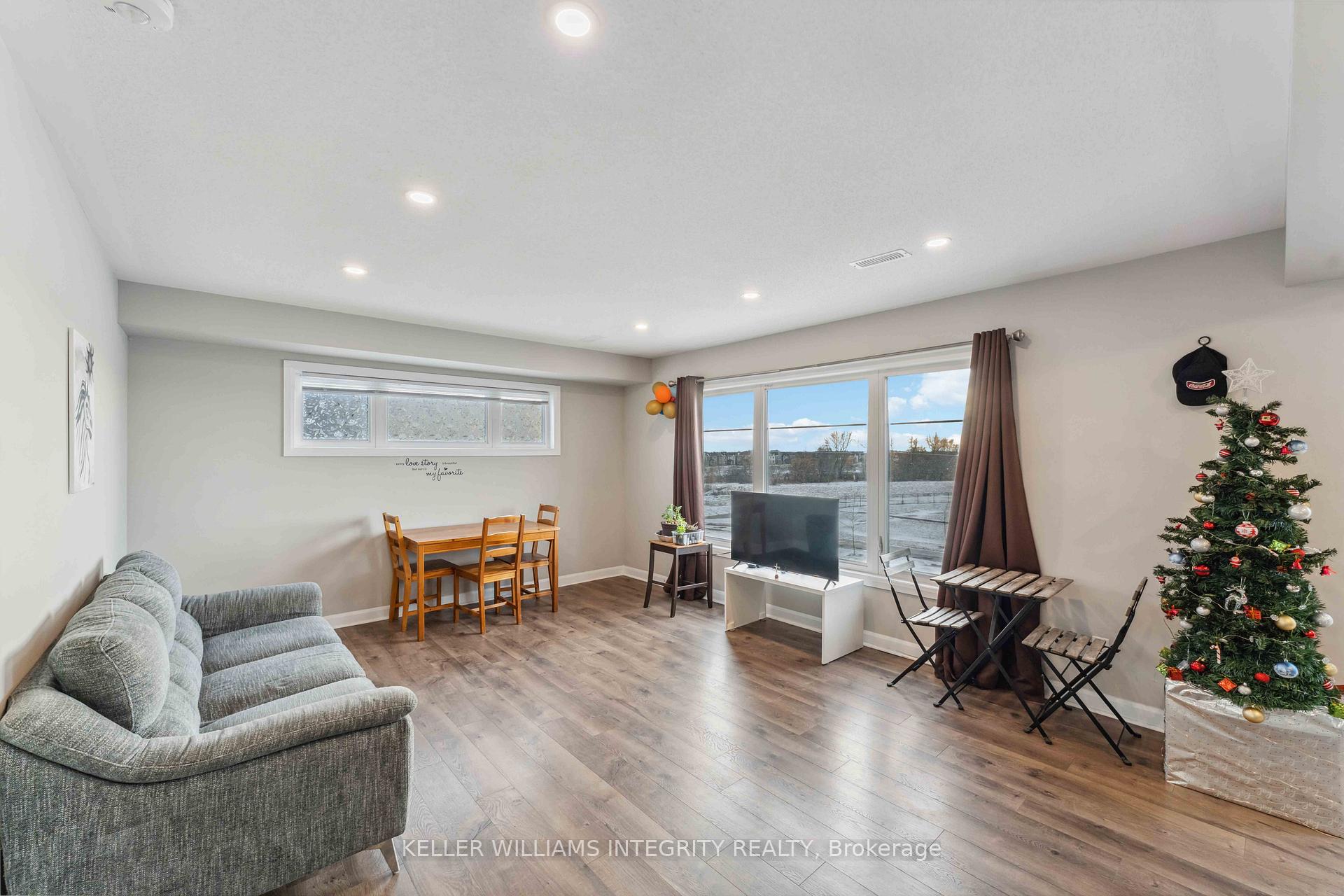 Photo 5 of Unit 3, 1211 Chapman Mills Drive, Ottawa, Barrhaven - Heritage Park — HOMEH