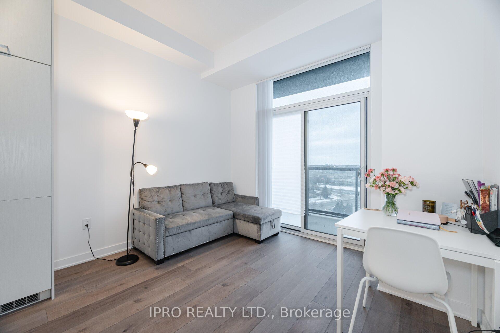 Photo 14 of Unit 911, 60 Honeycrisp Crescent, Vaughan, Vaughan Corporate Centre — HOMEH